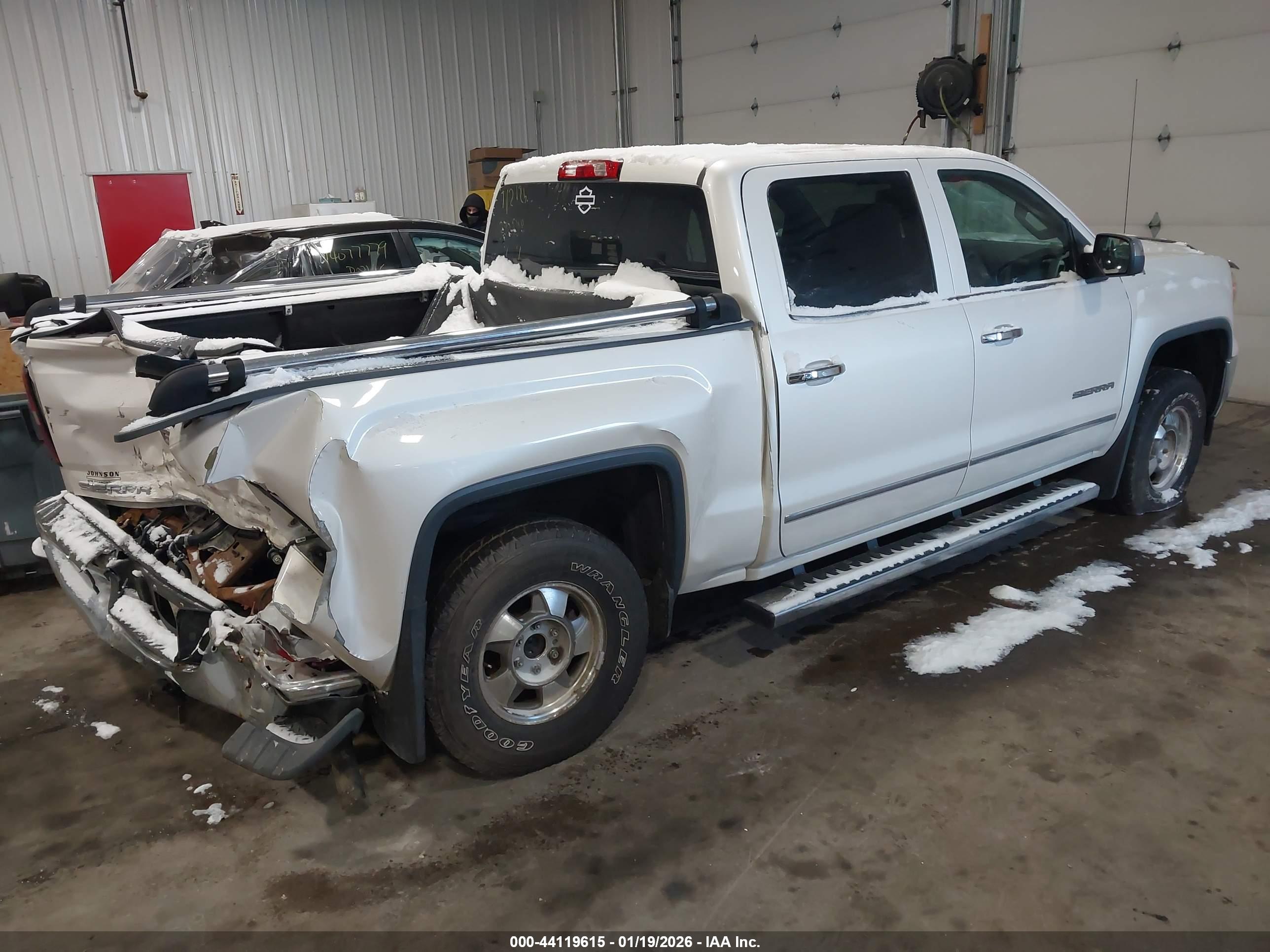 GMC SIERRA image 4