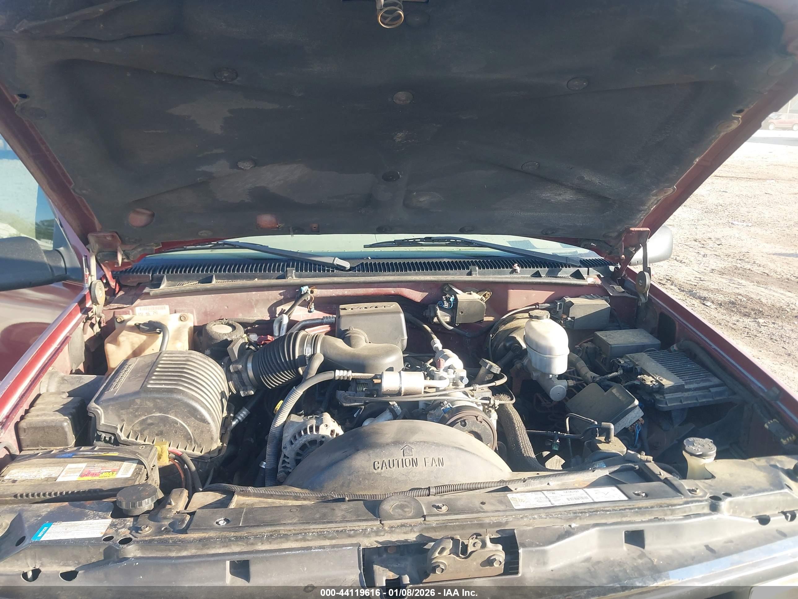 CHEVROLET SUBURBAN image 10