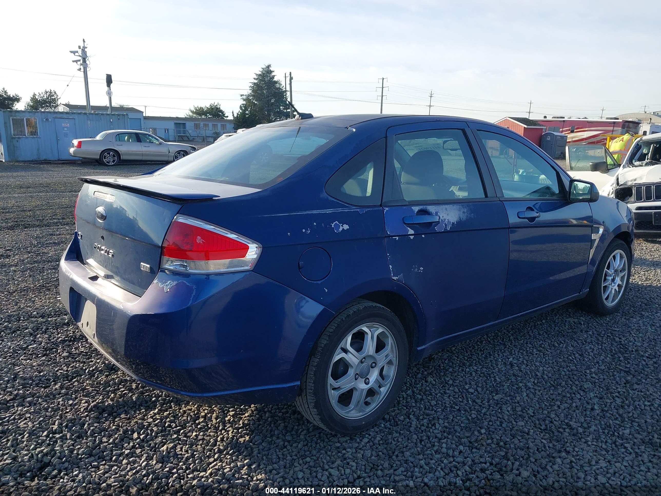 FORD FOCUS image 4