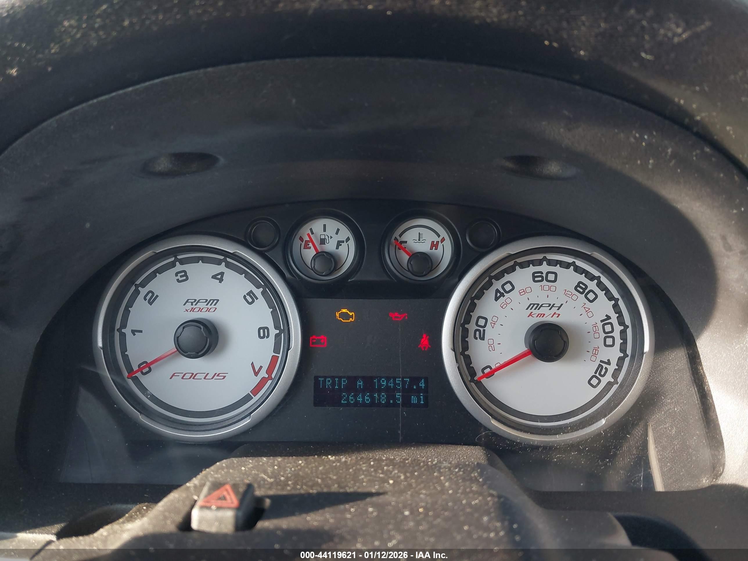 FORD FOCUS image 7