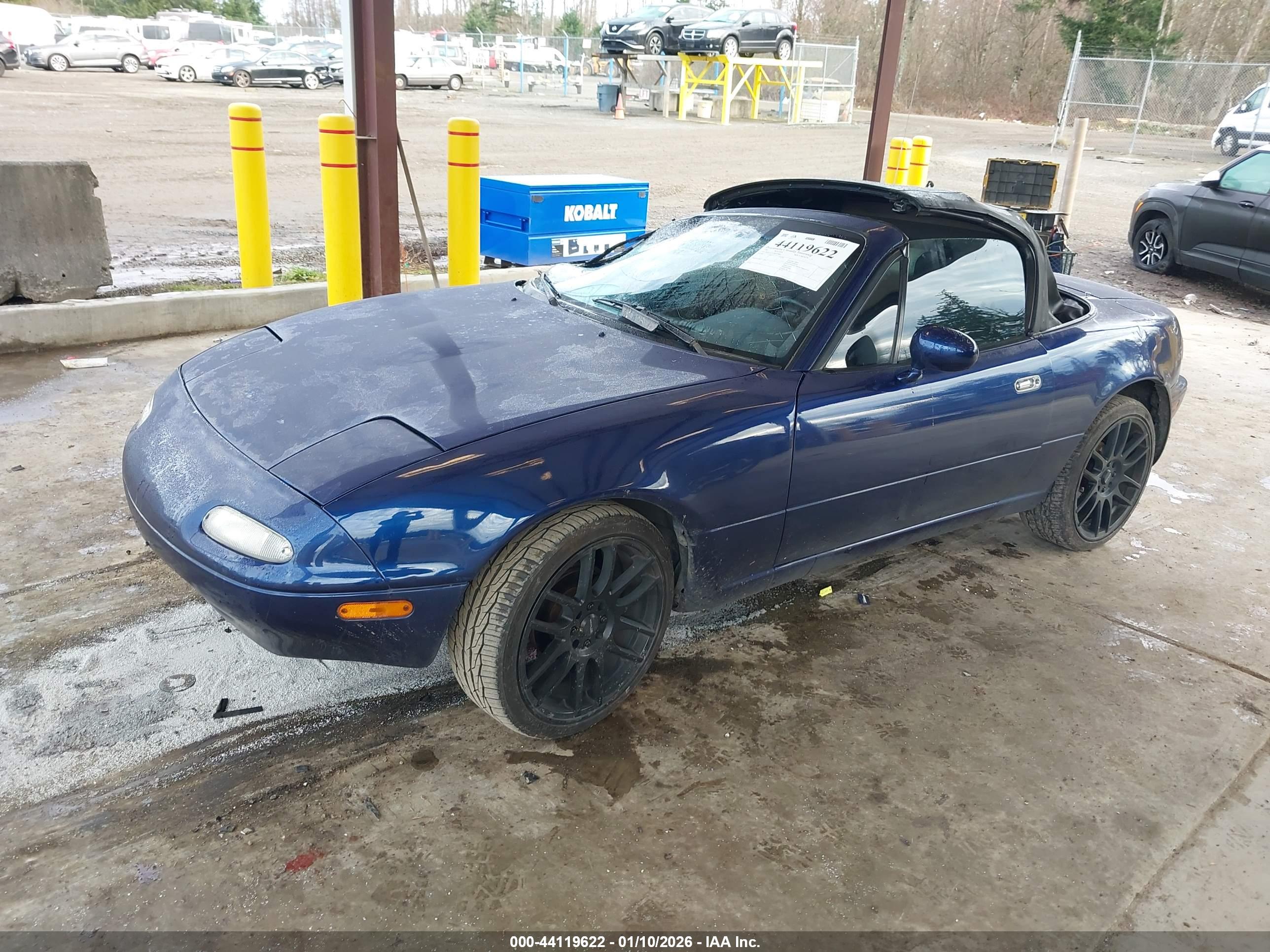 MAZDA MX-5 image 2