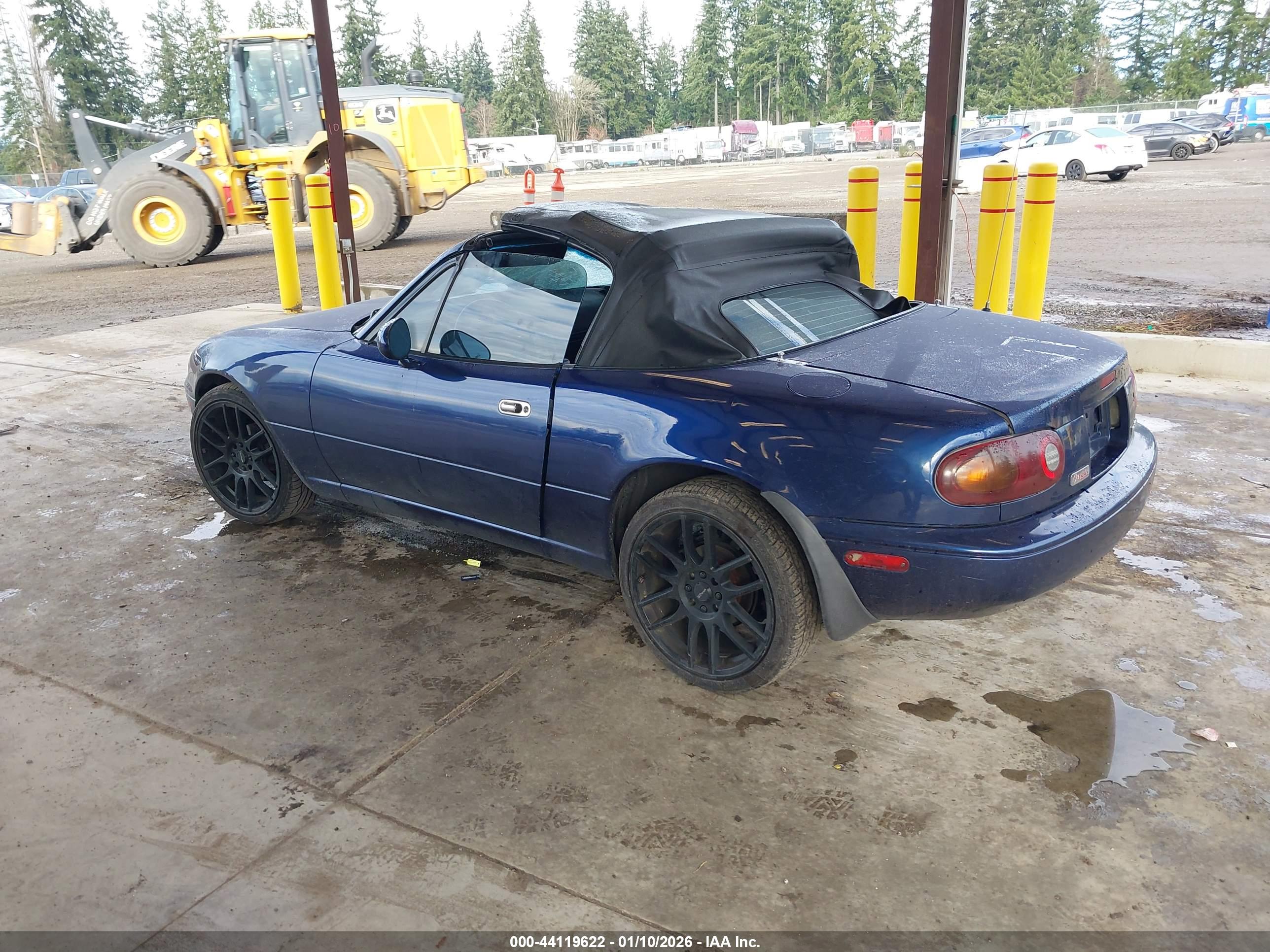 MAZDA MX-5 image 3