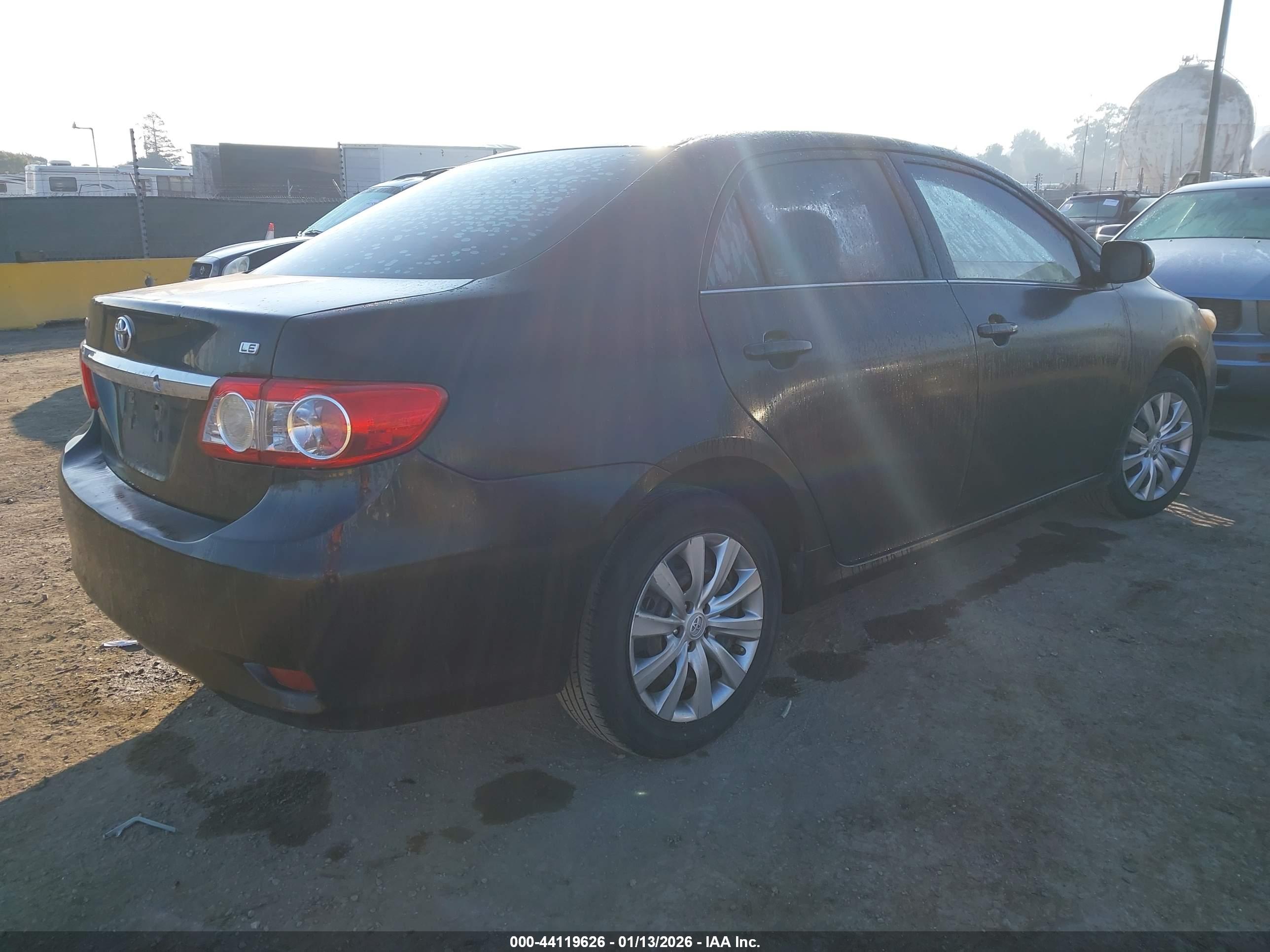 TOYOTA COROLLA image 4