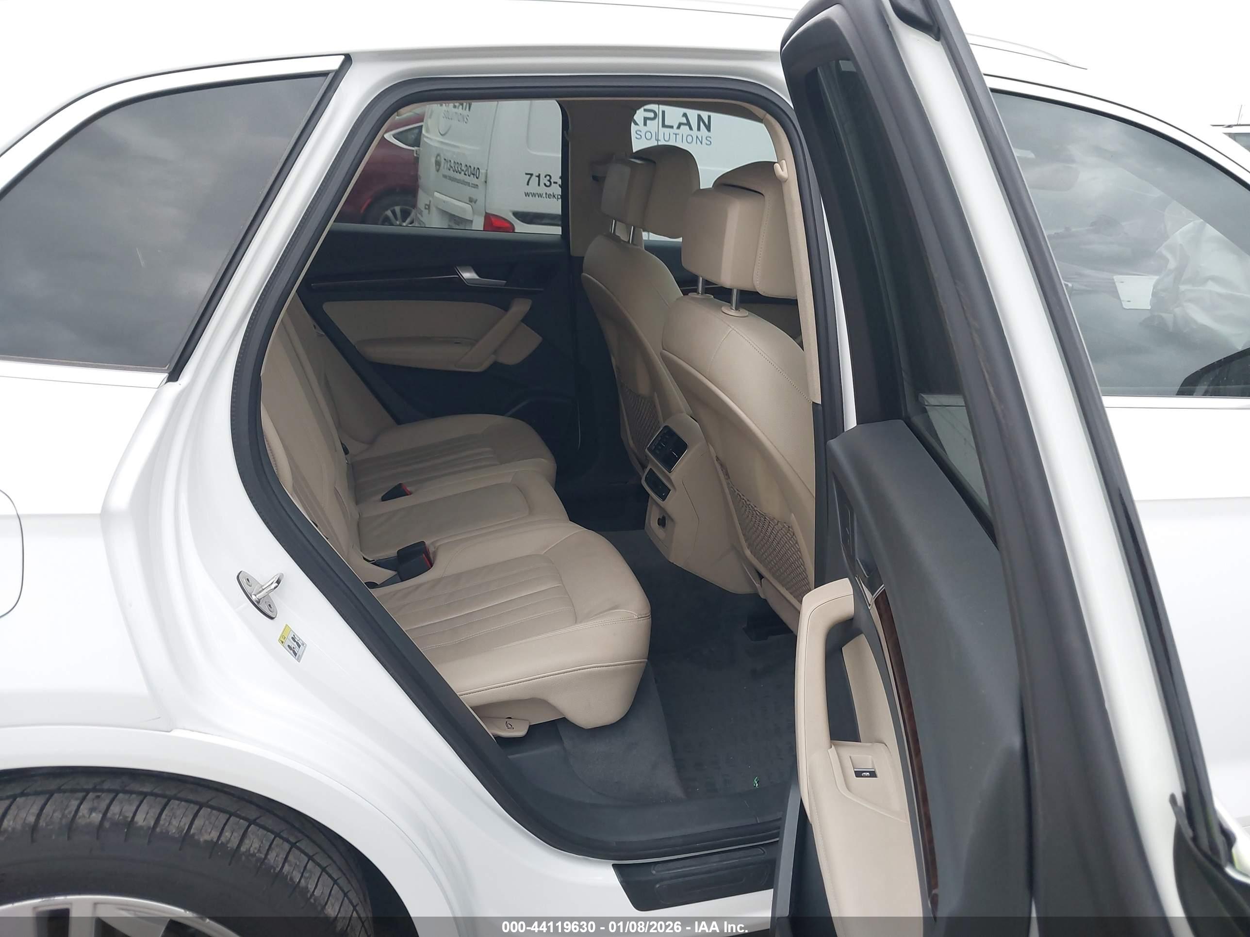 AUDI Q5 image 8