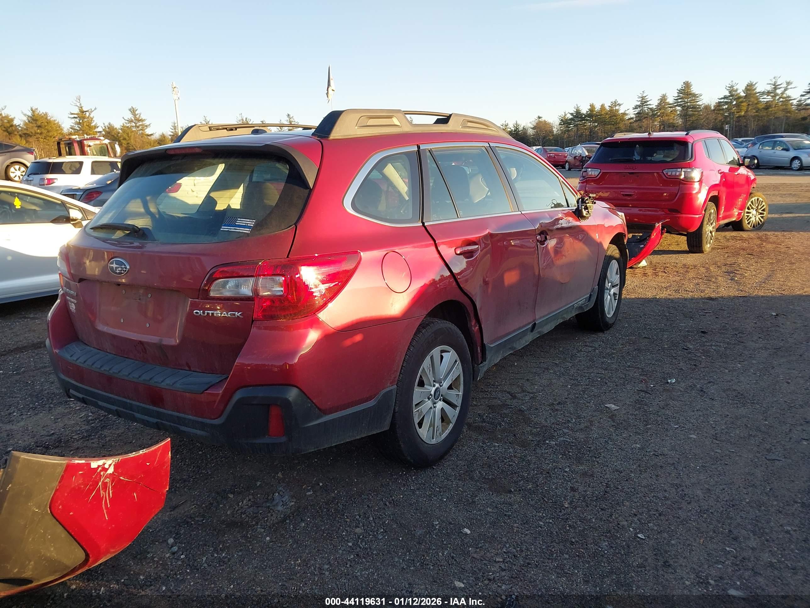 SUBARU OUTBACK image 4