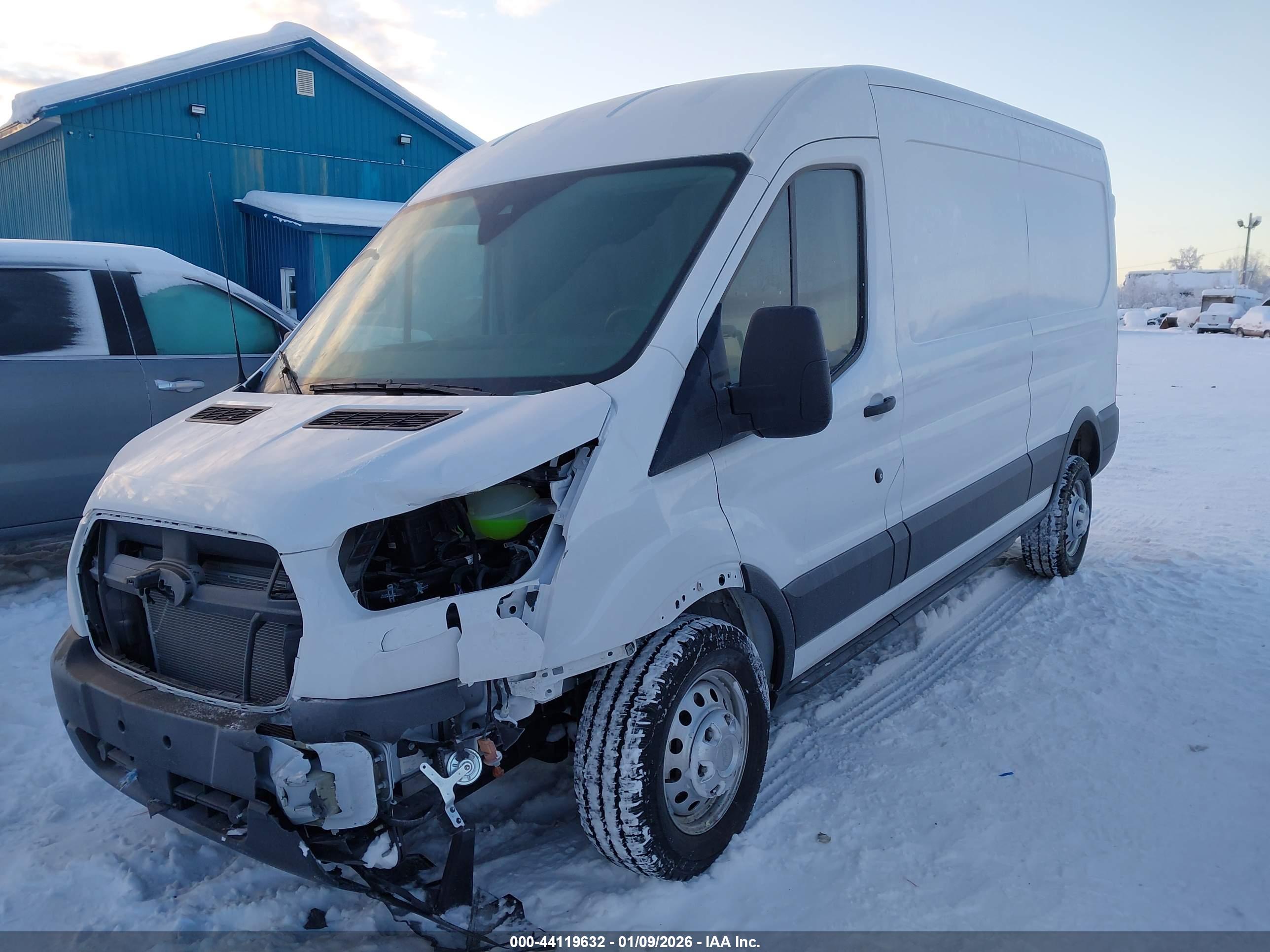 FORD TRANSIT-250 image 2