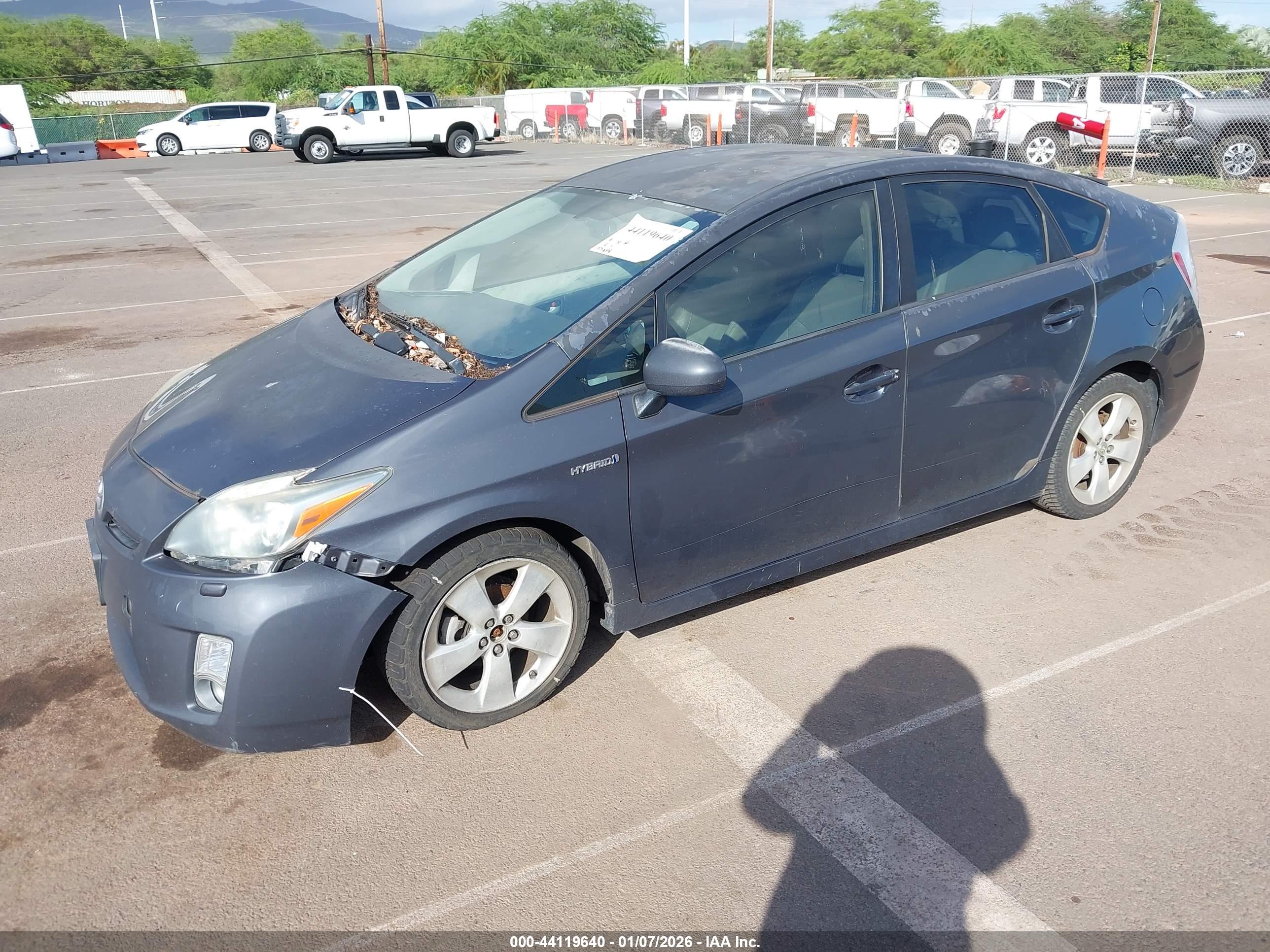 TOYOTA PRIUS image 2