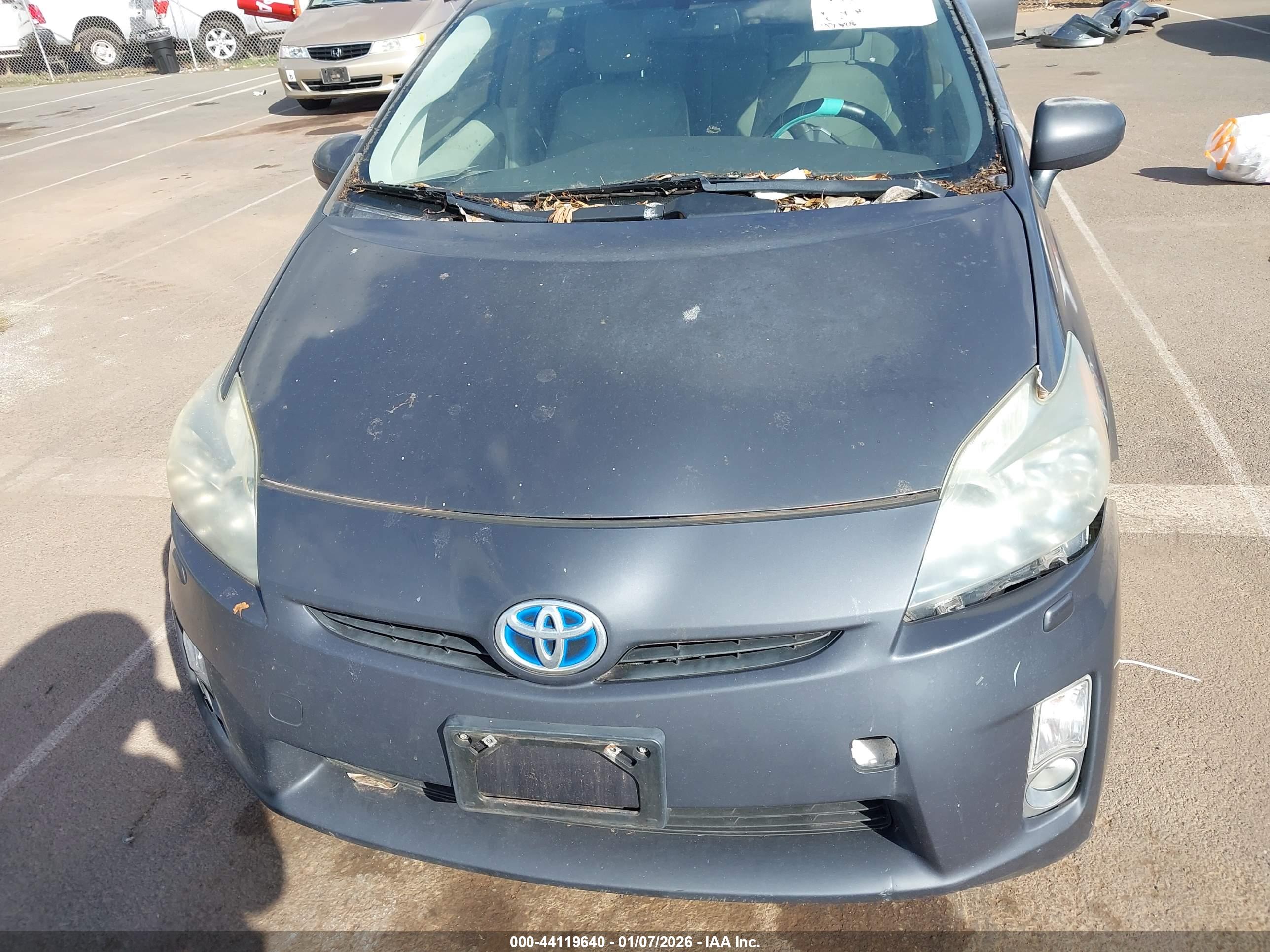 TOYOTA PRIUS image 6