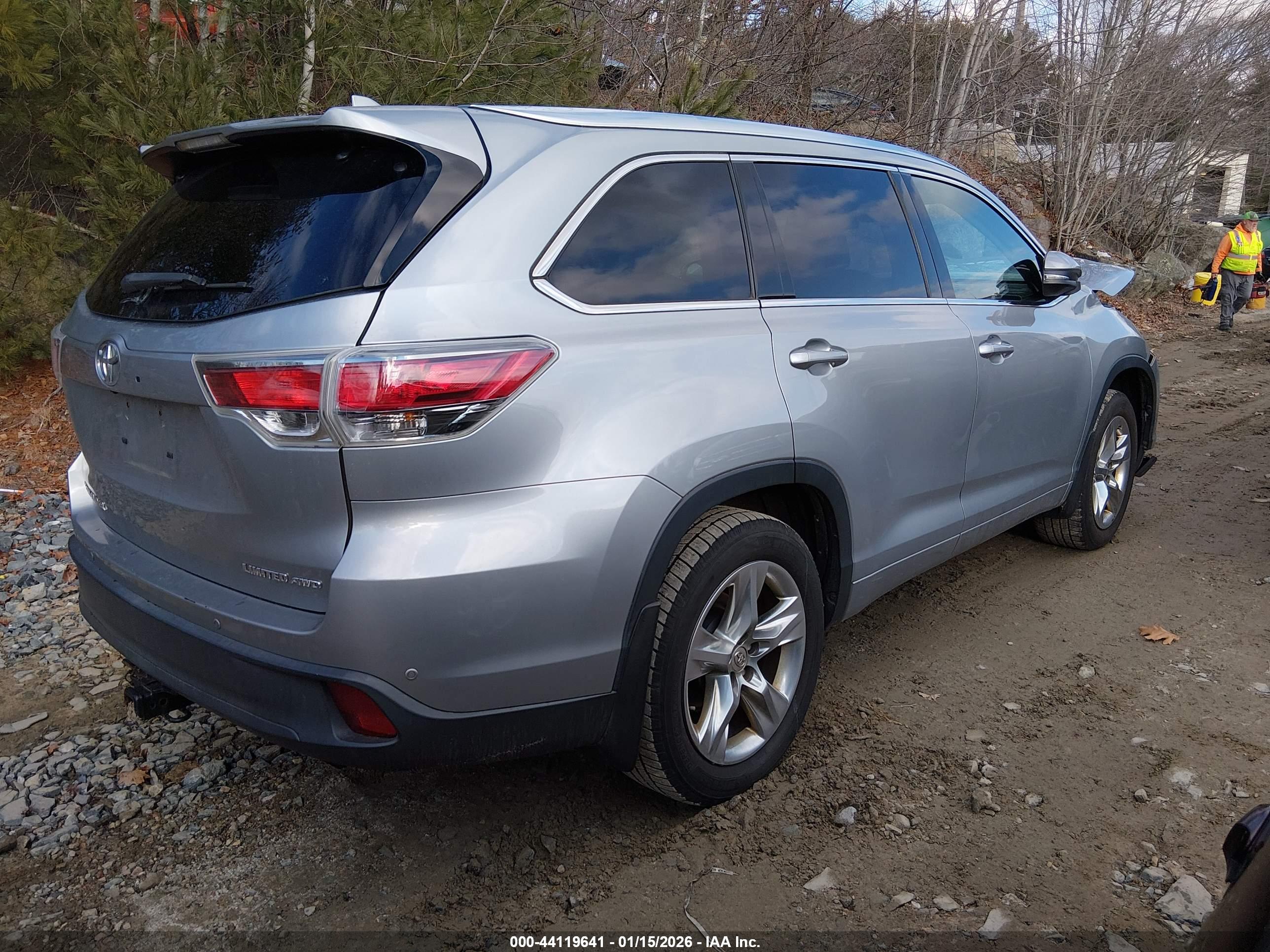 TOYOTA HIGHLANDER image 4