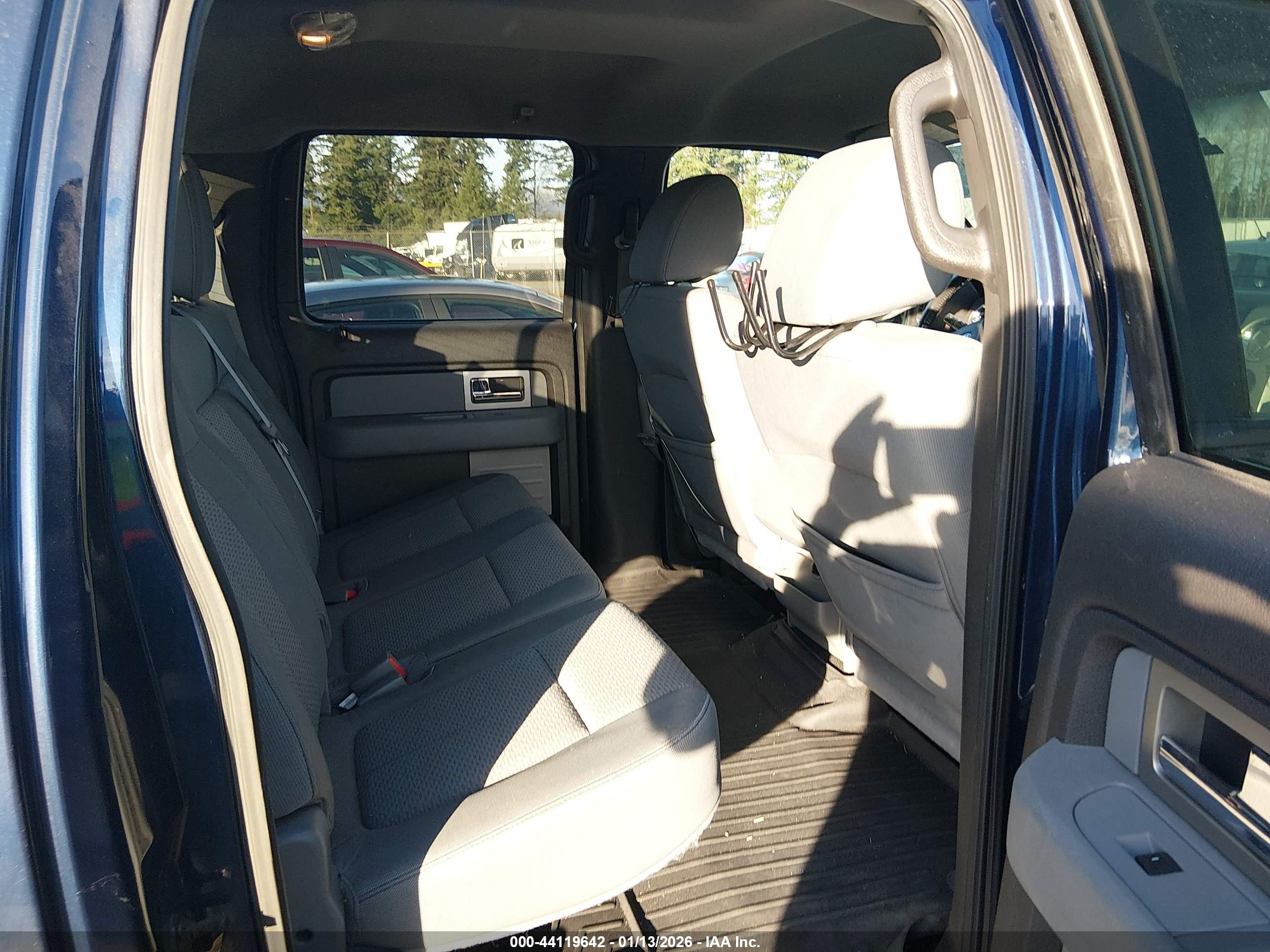 FORD F-150 image 8