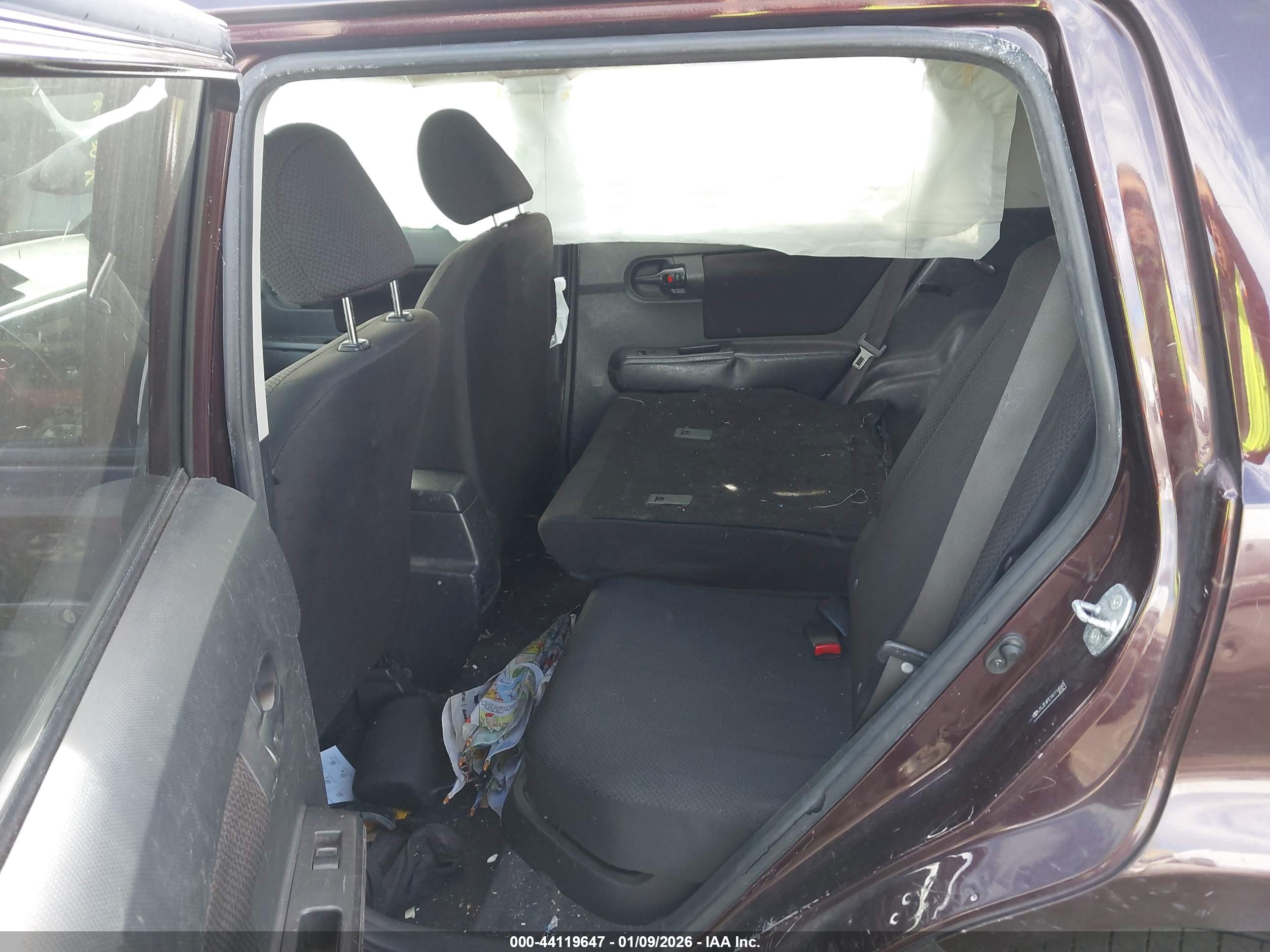 SCION XB image 8