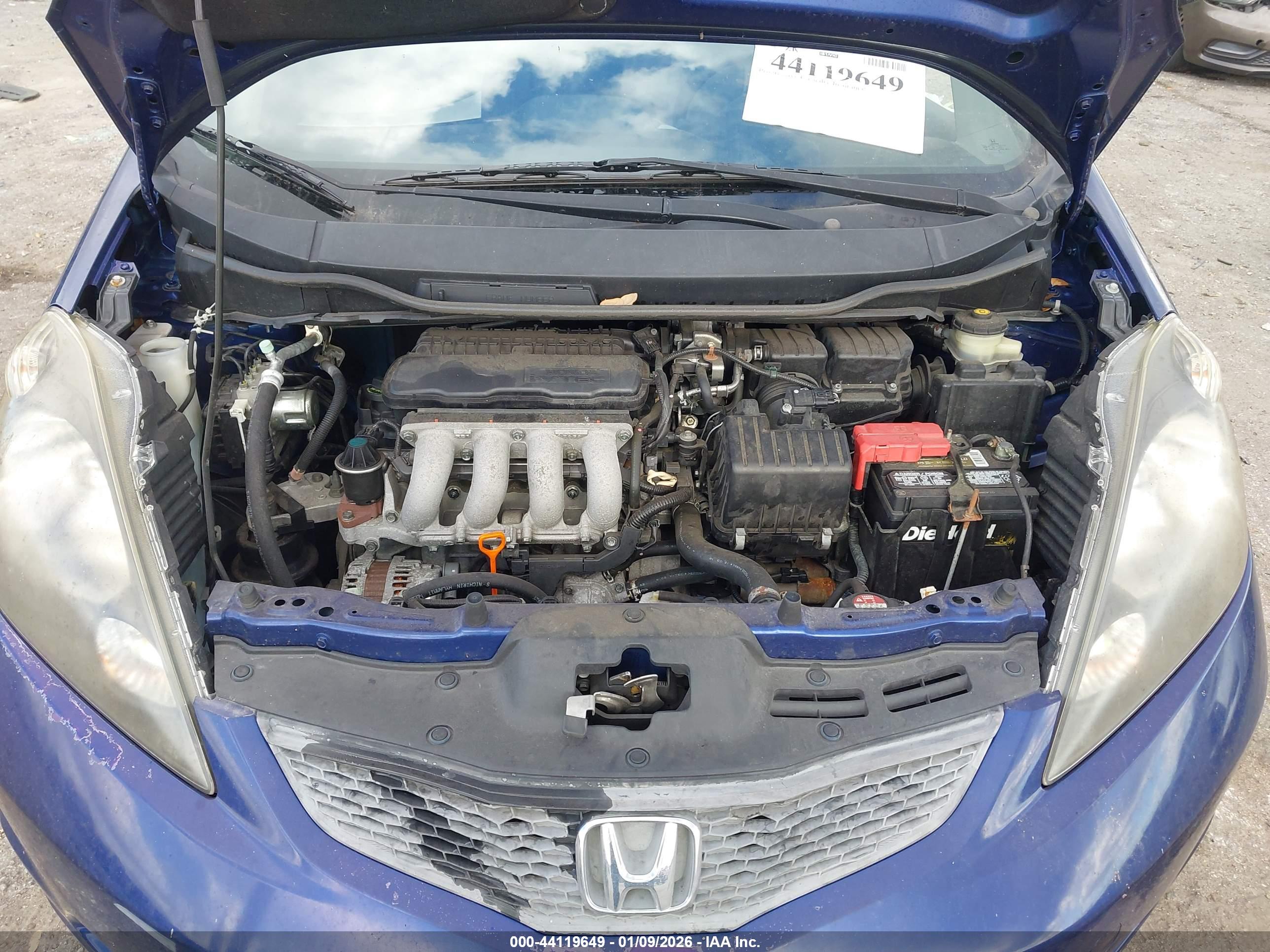 HONDA FIT image 10