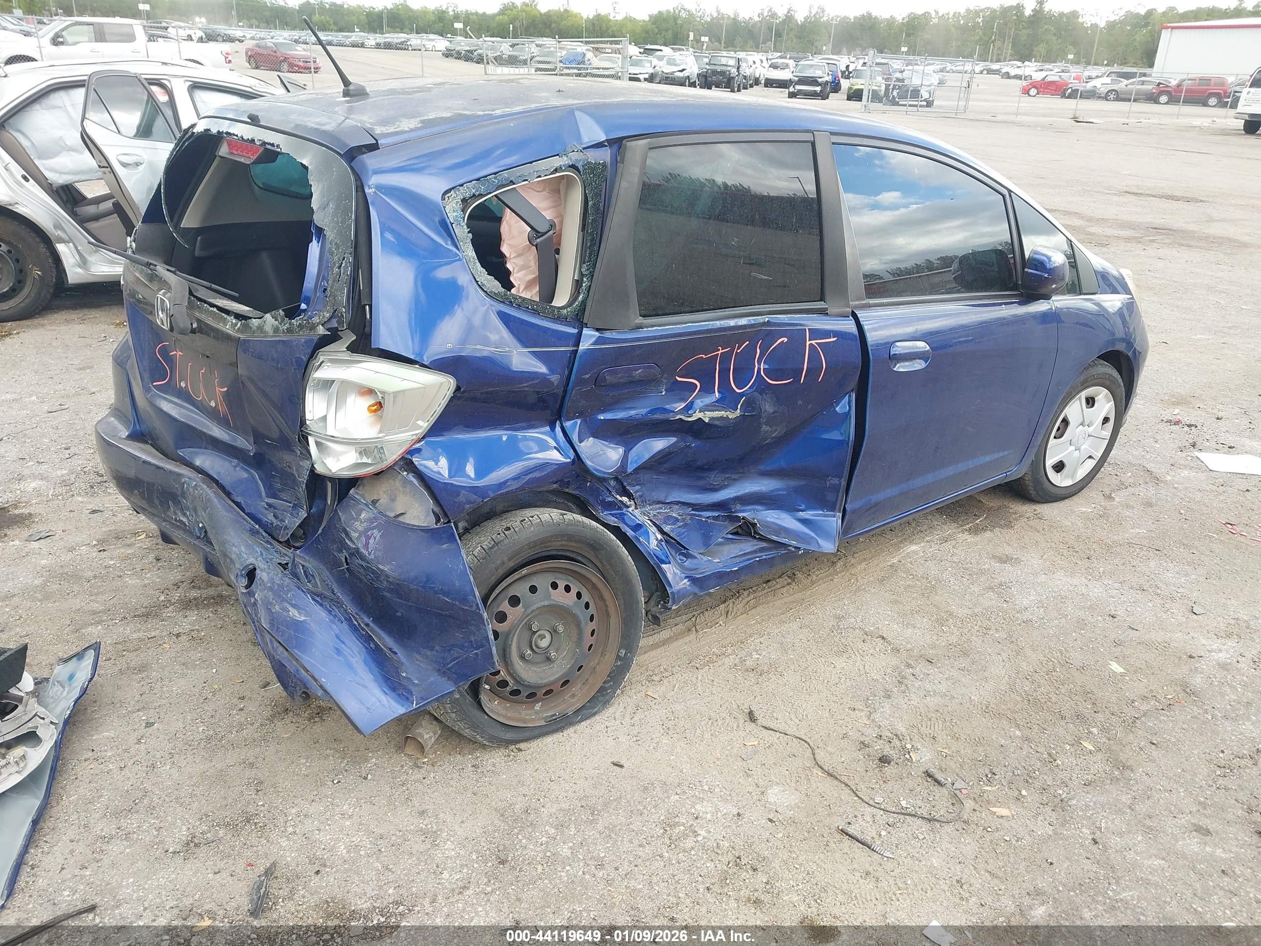 HONDA FIT image 4