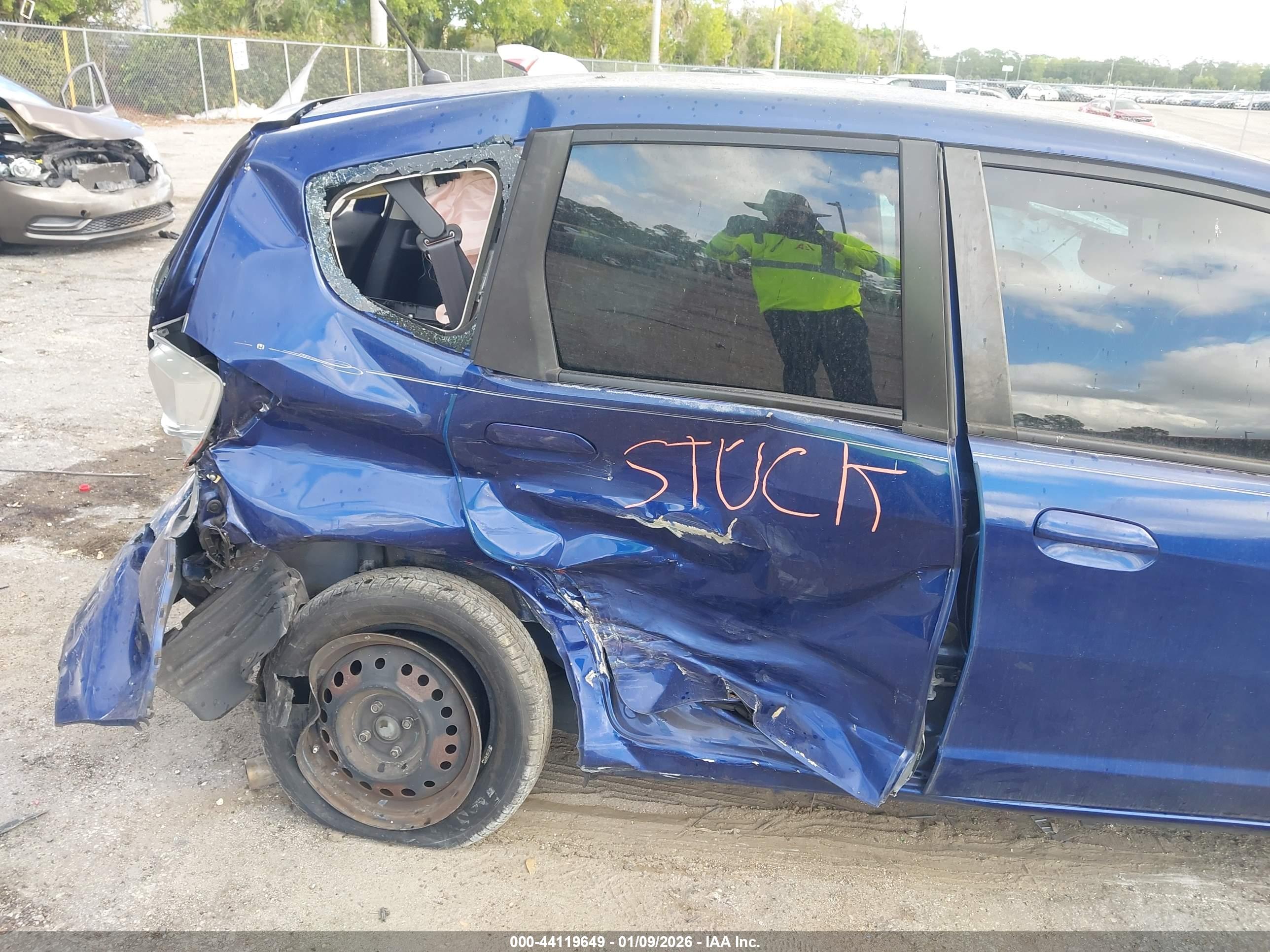 HONDA FIT image 6