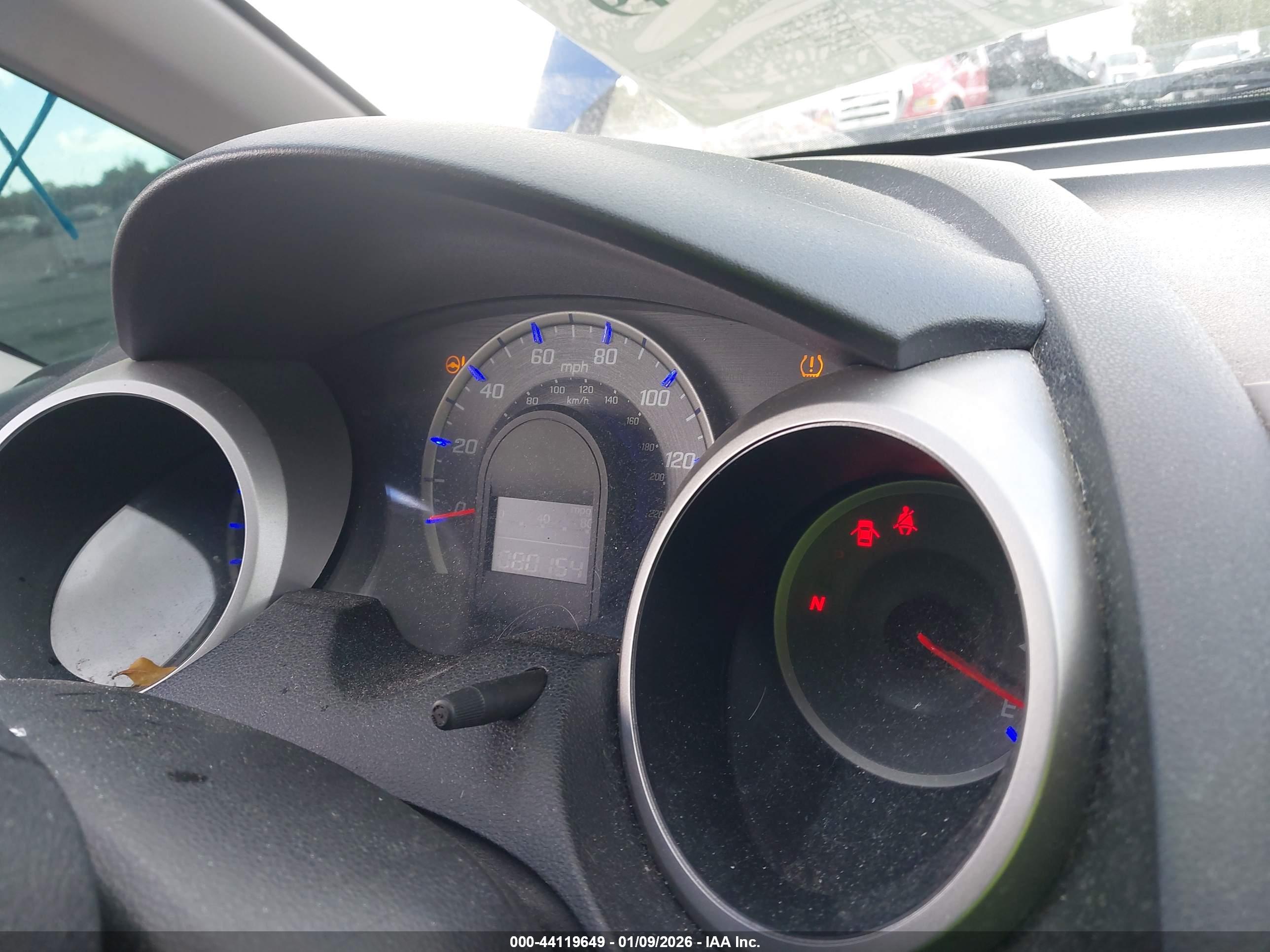 HONDA FIT image 7