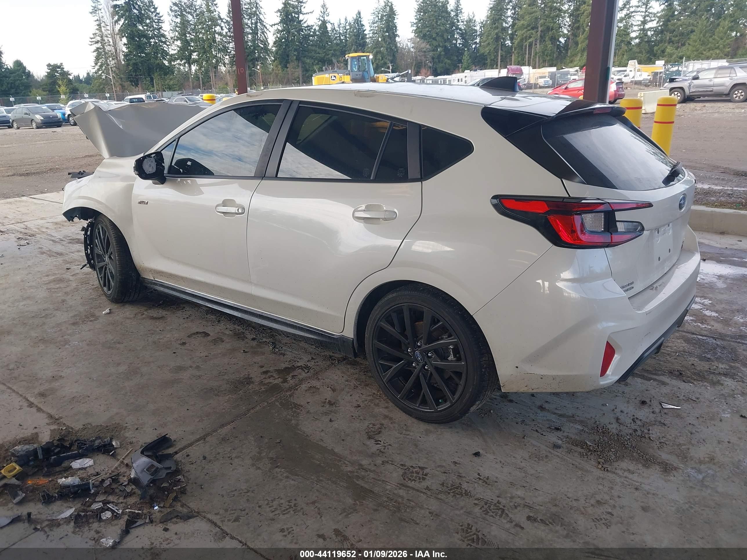 SUBARU IMPREZA image 3