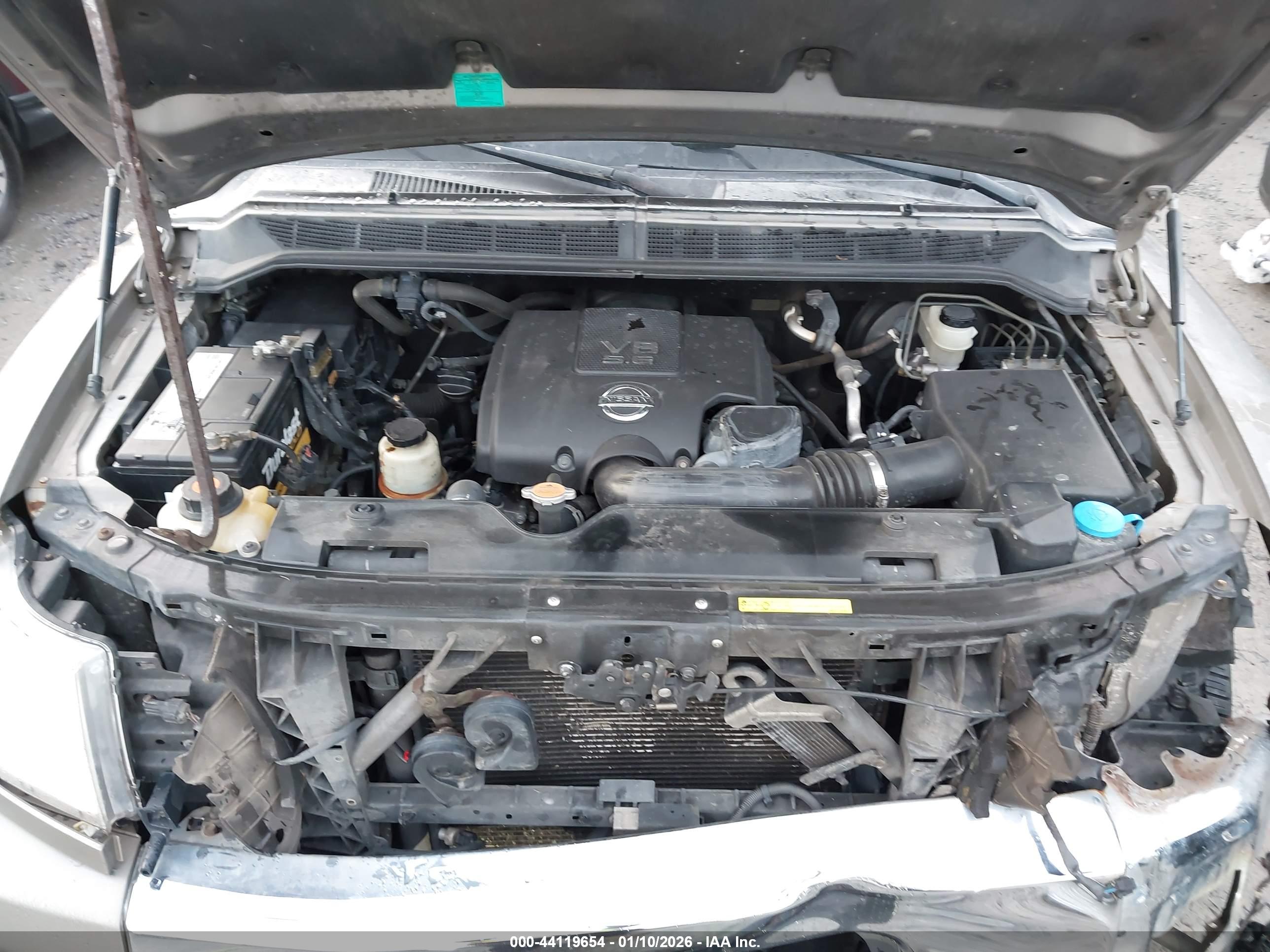 NISSAN TITAN image 10