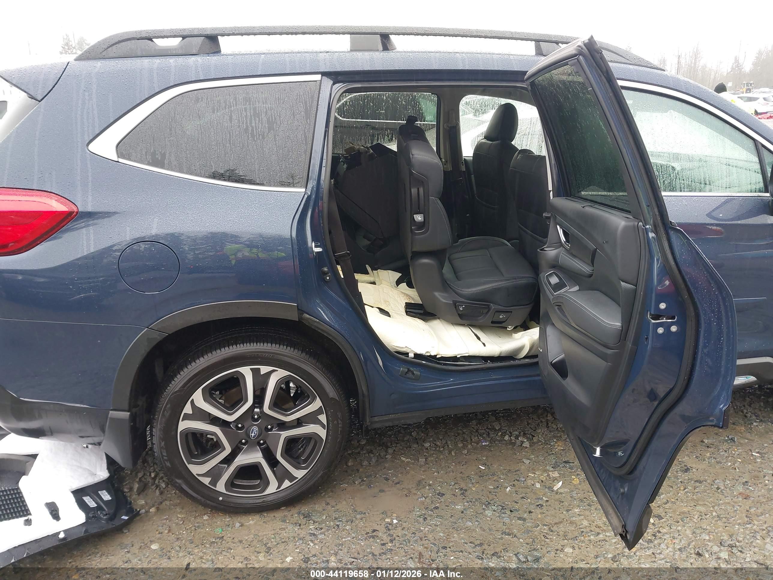 SUBARU ASCENT image 8