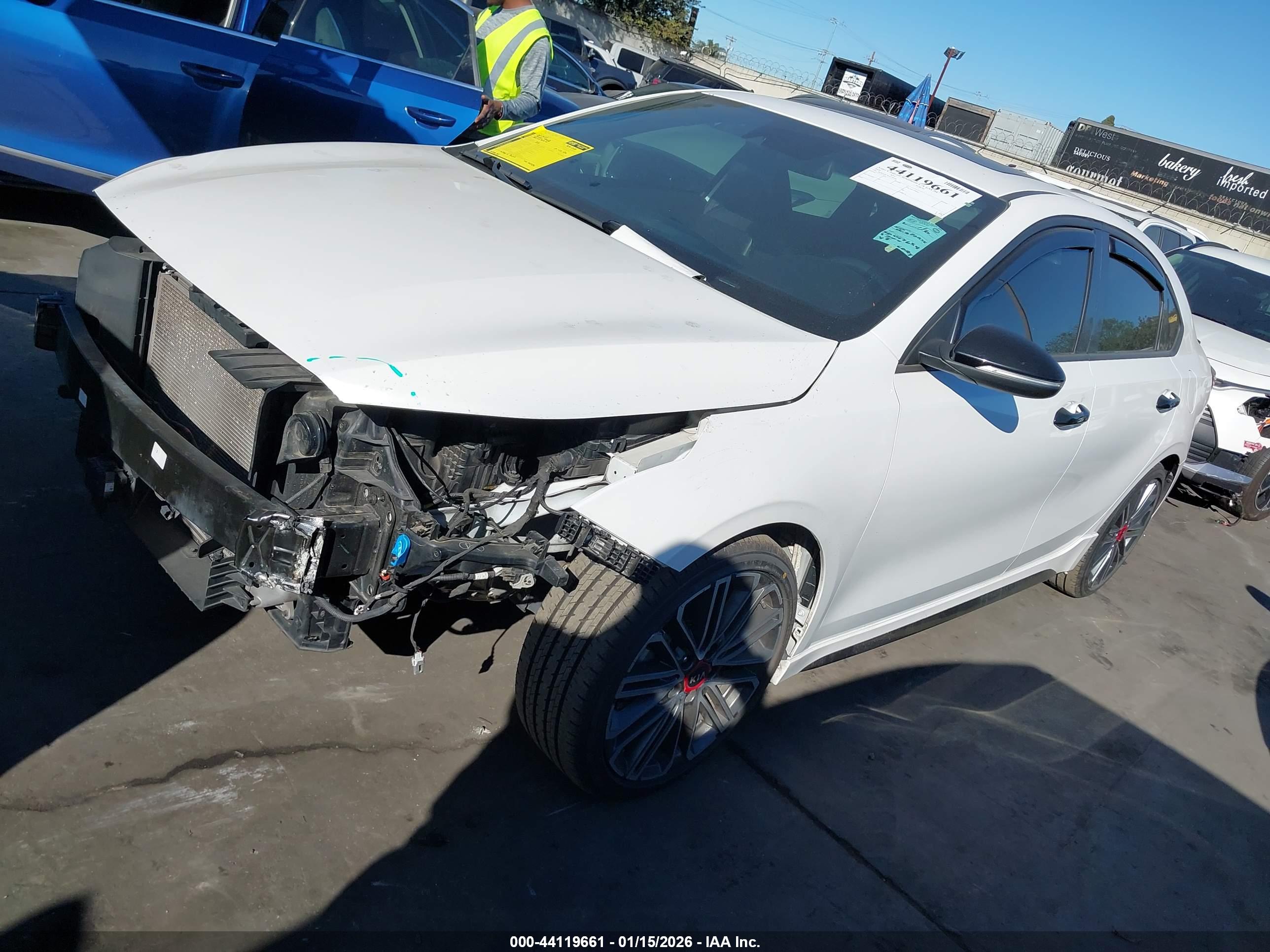 KIA FORTE image 2