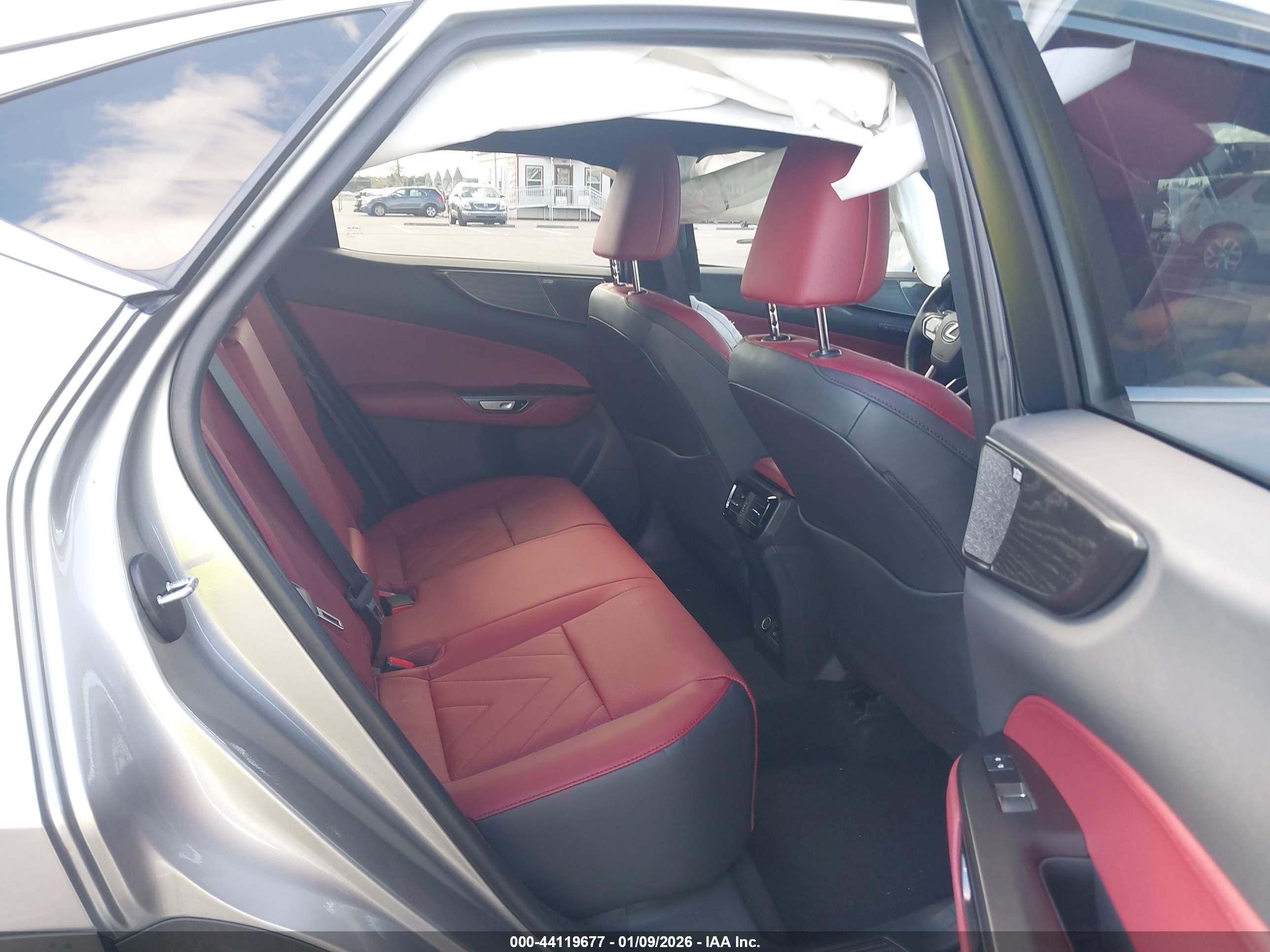 LEXUS NX image 8