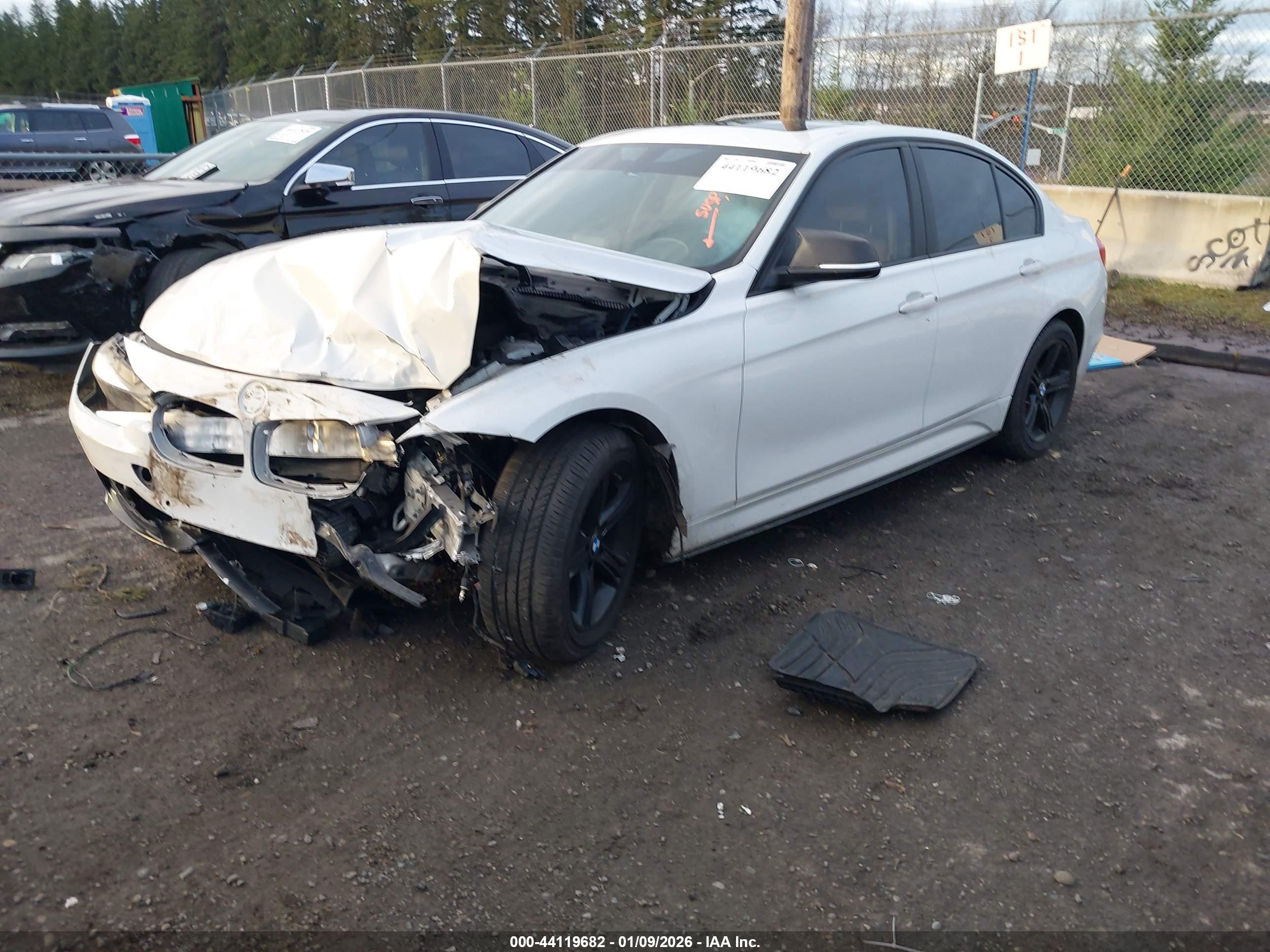 BMW 328I image 2