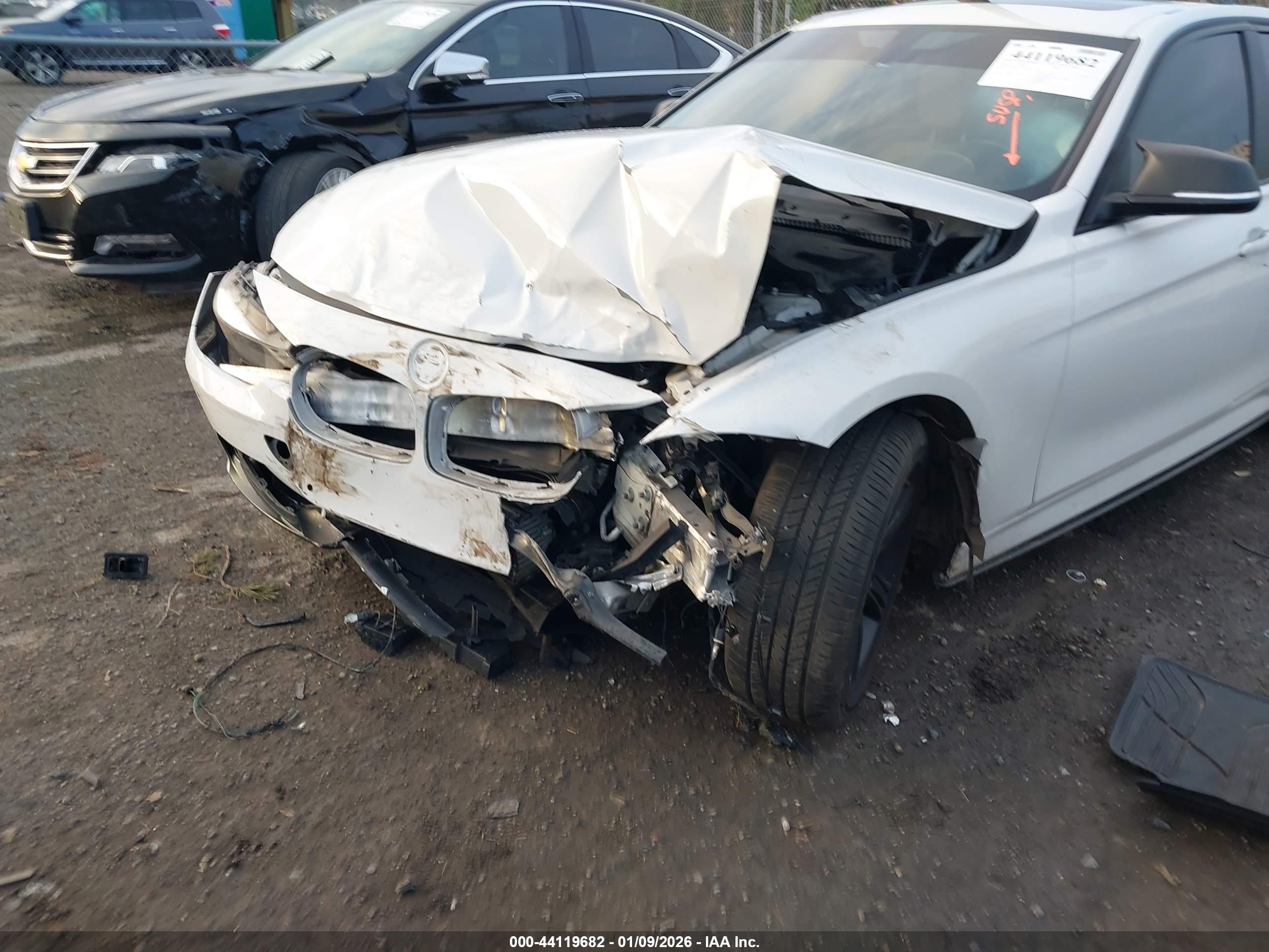 BMW 328I image 6
