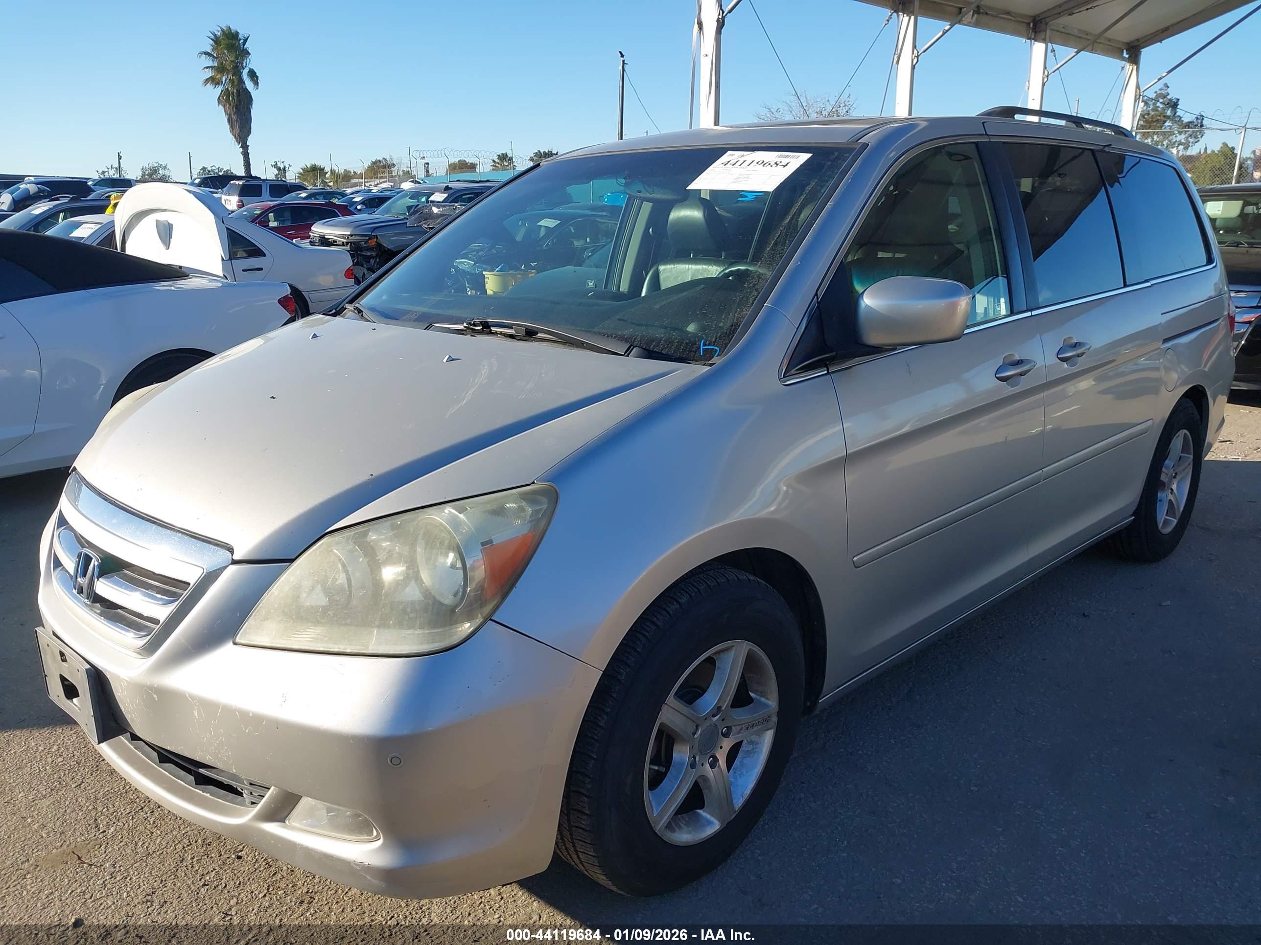HONDA ODYSSEY image 2