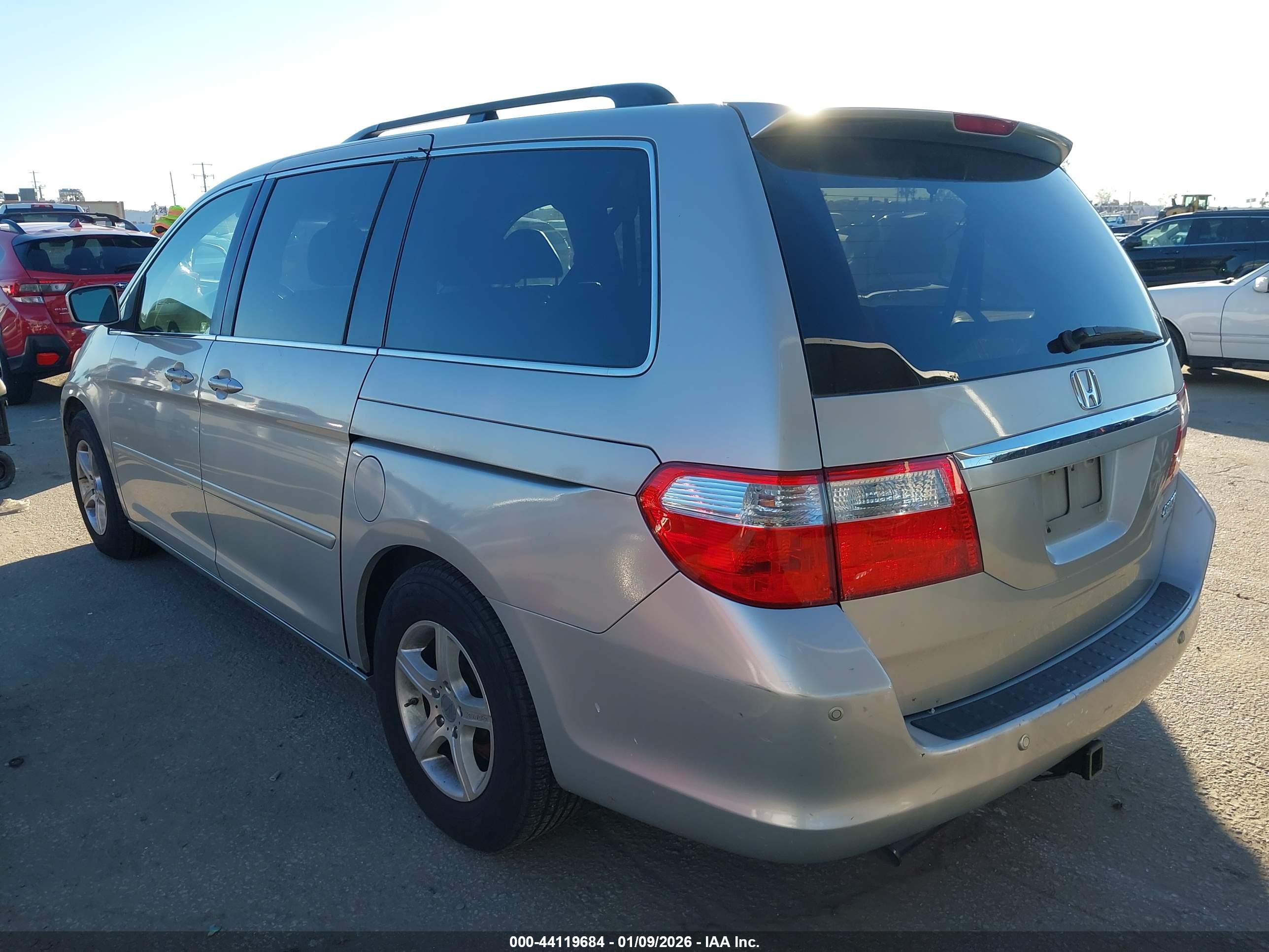 HONDA ODYSSEY image 3