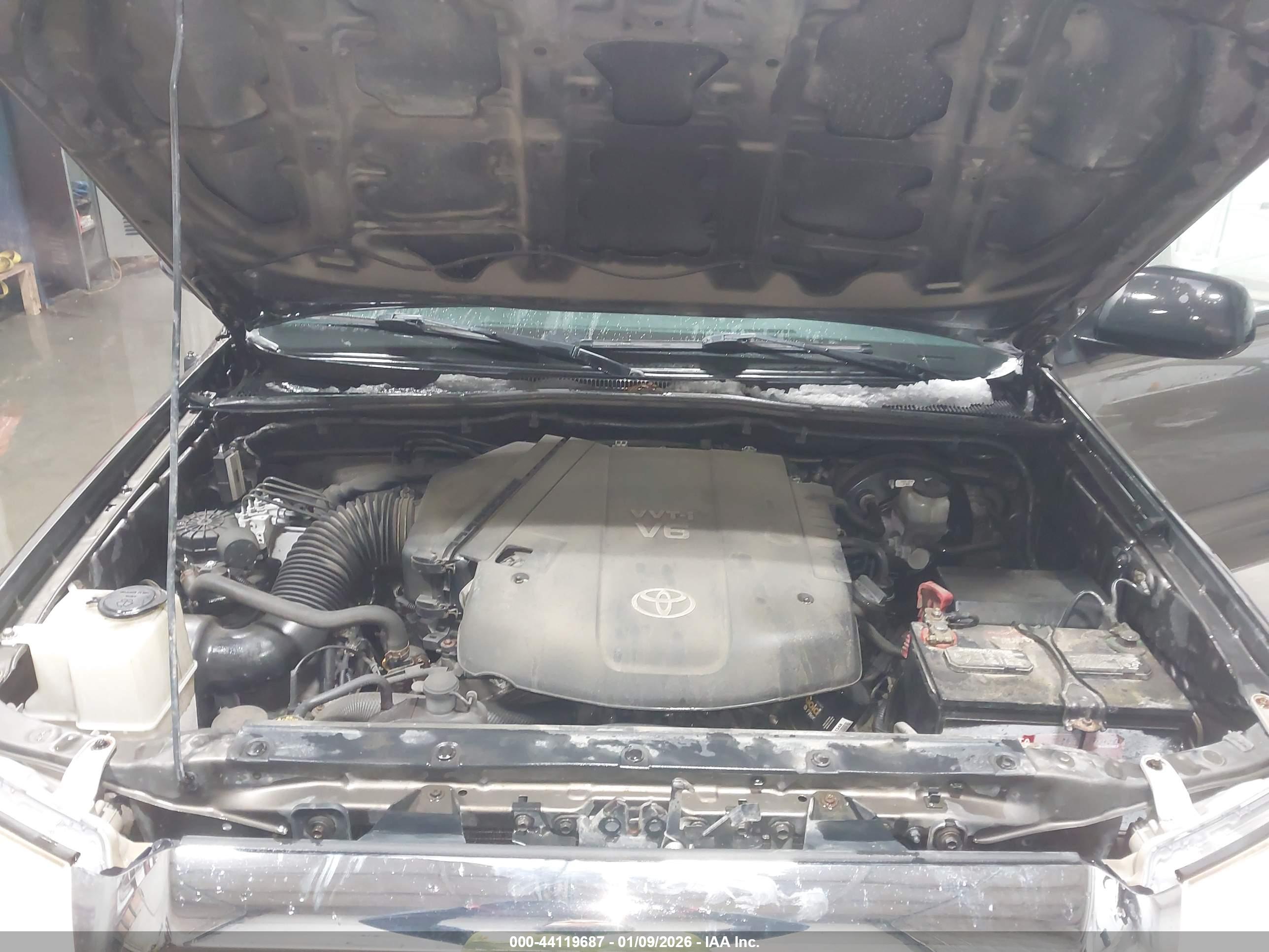 TOYOTA TACOMA image 10
