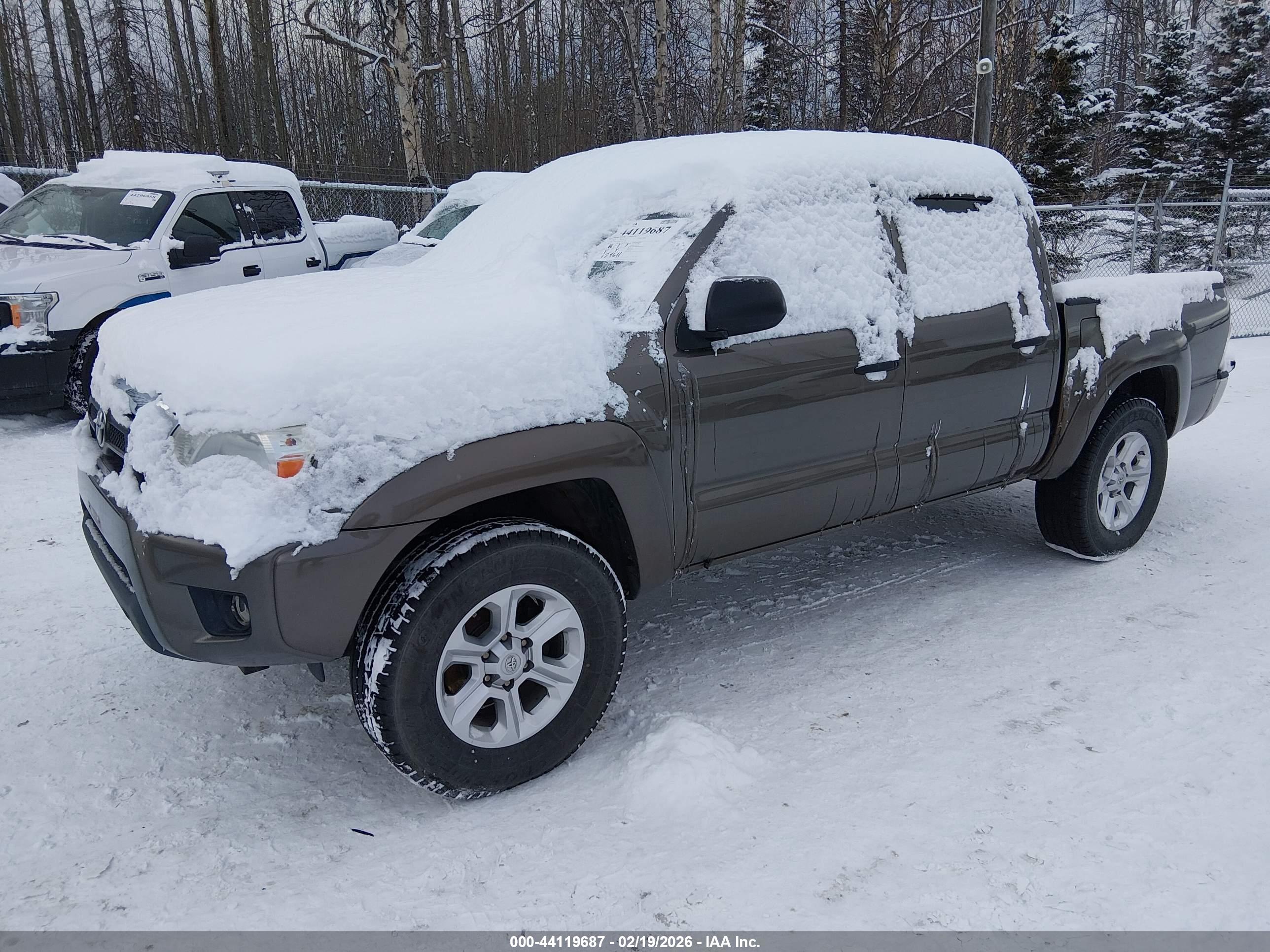 TOYOTA TACOMA image 2