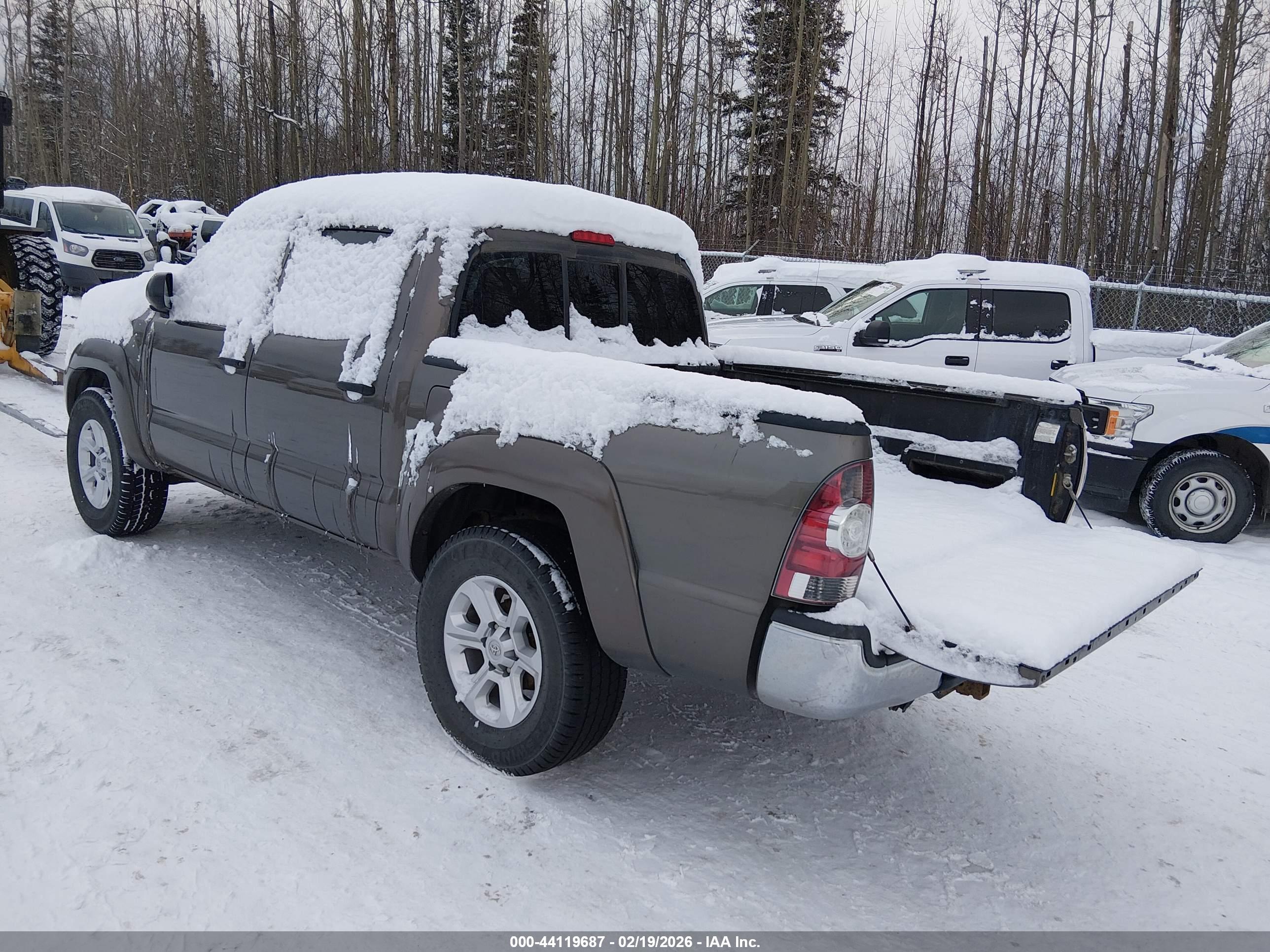 TOYOTA TACOMA image 3