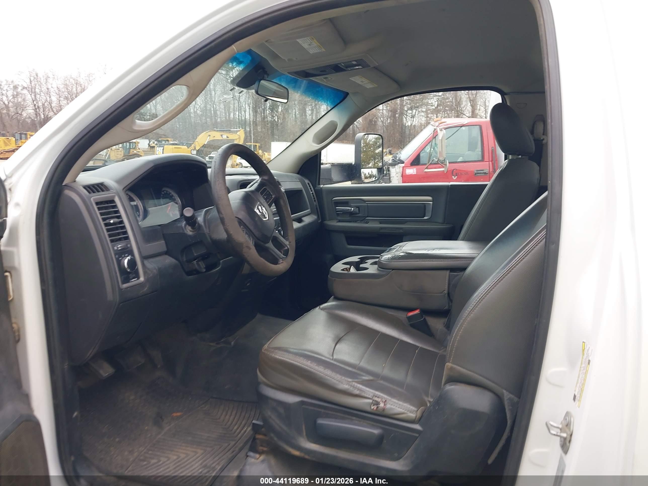 RAM 5500 image 8