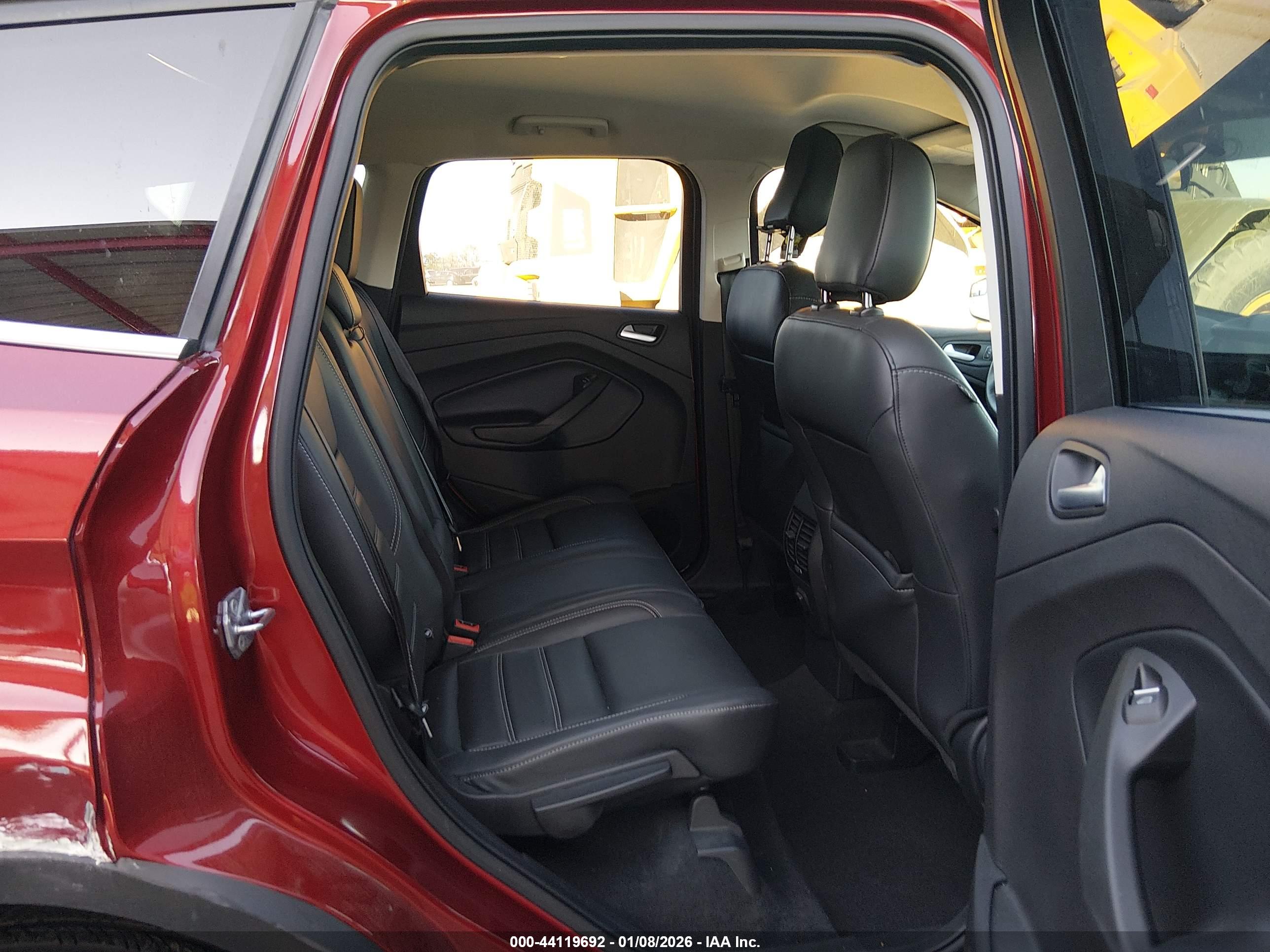 FORD ESCAPE image 8