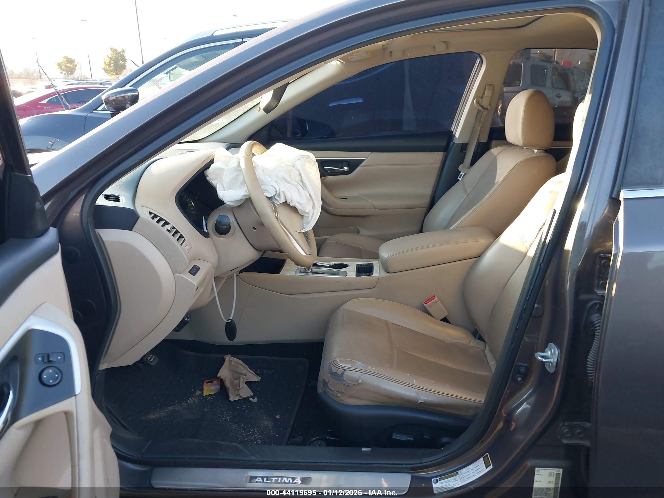 NISSAN ALTIMA image 5