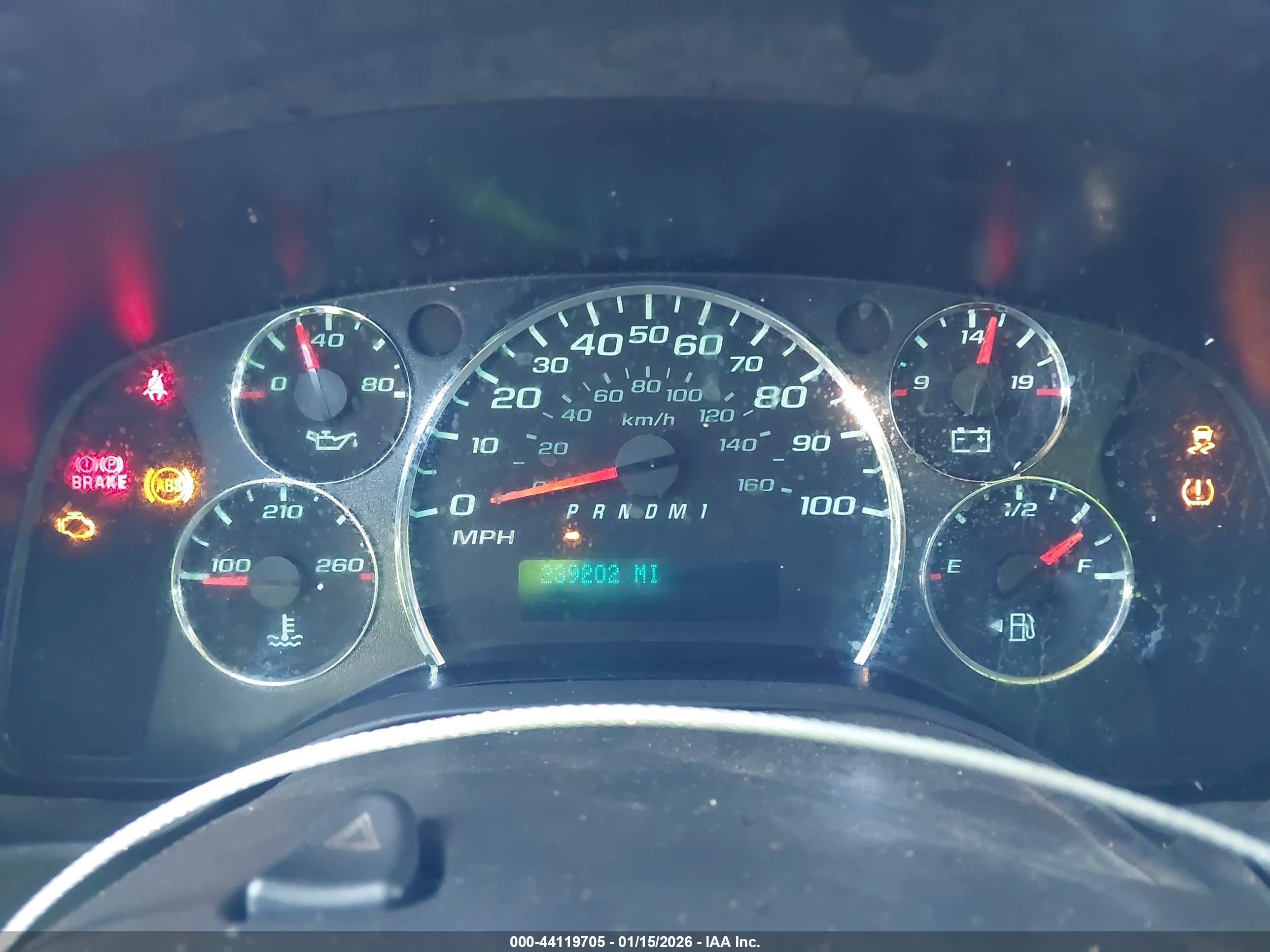 CHEVROLET EXPRESS image 7