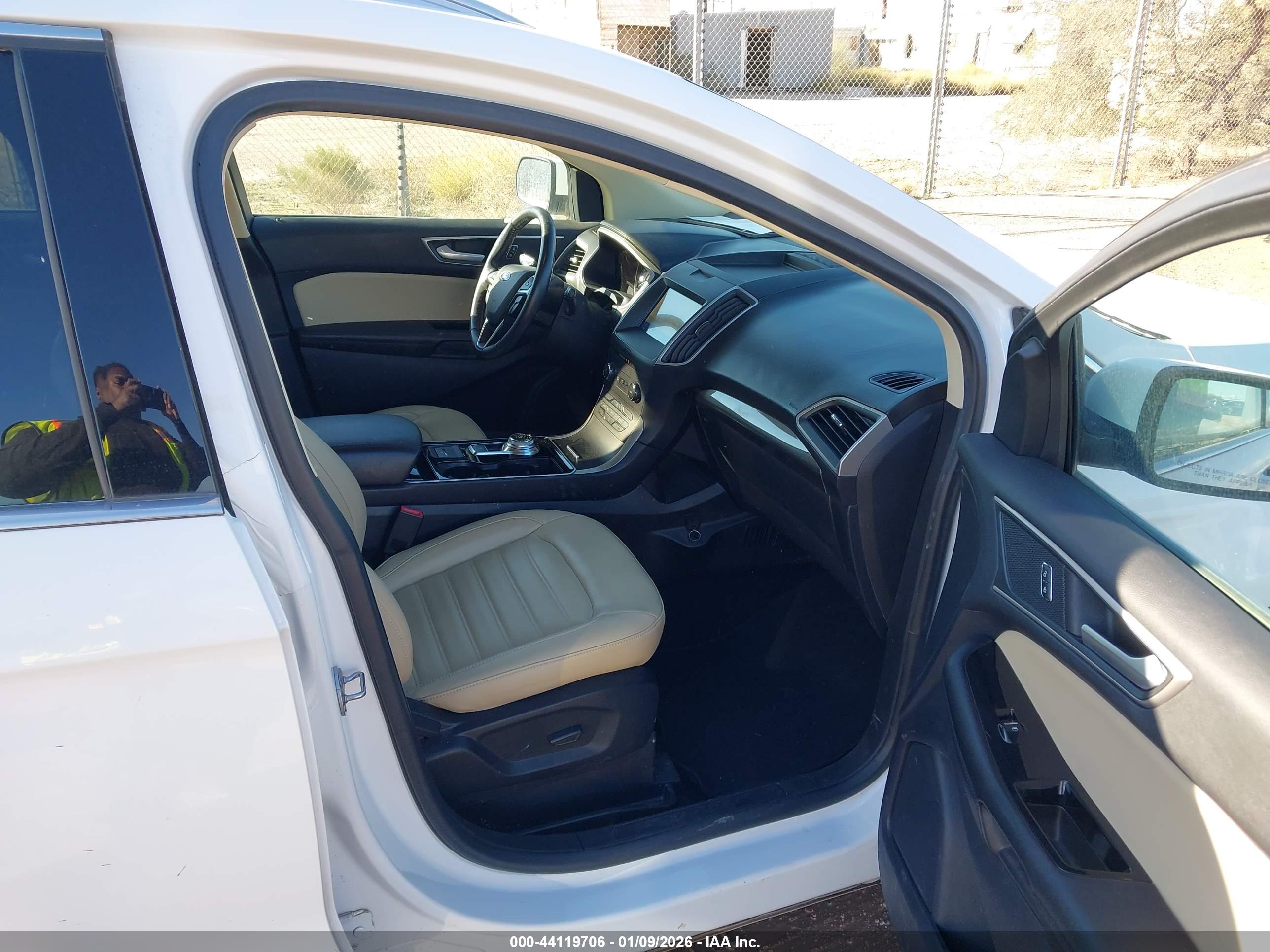 FORD EDGE image 5