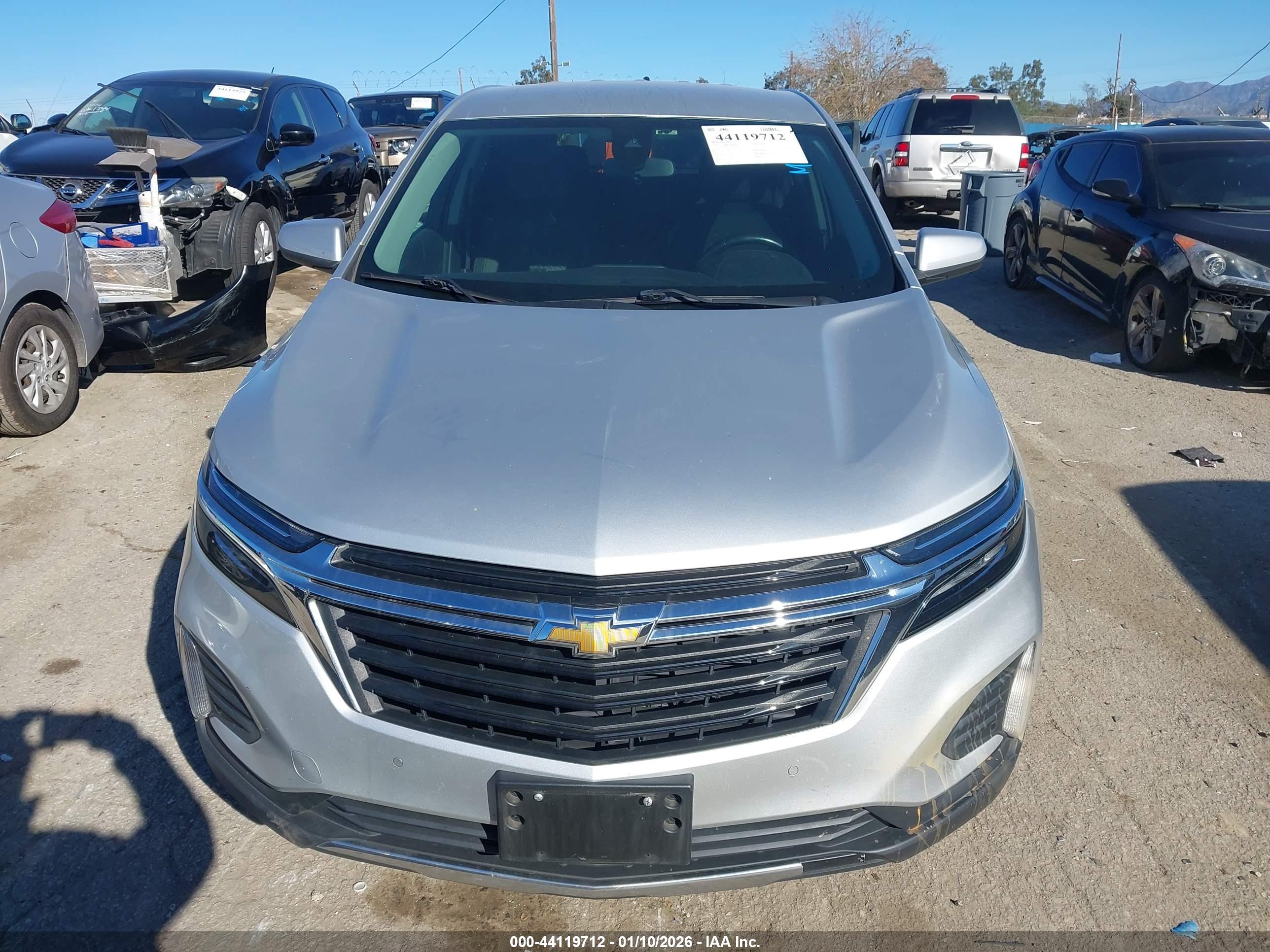 CHEVROLET EQUINOX image 6