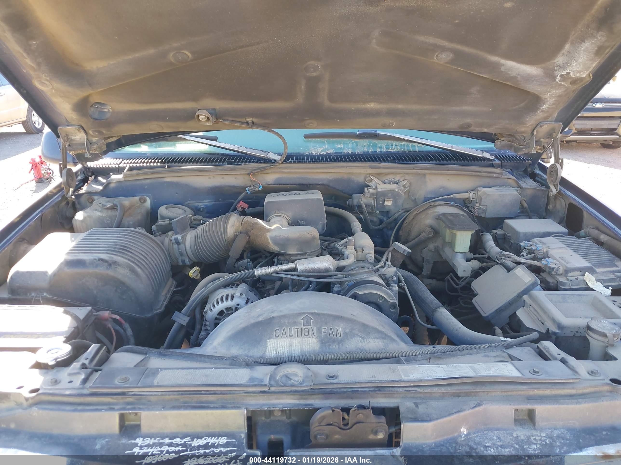 CHEVROLET TAHOE image 10