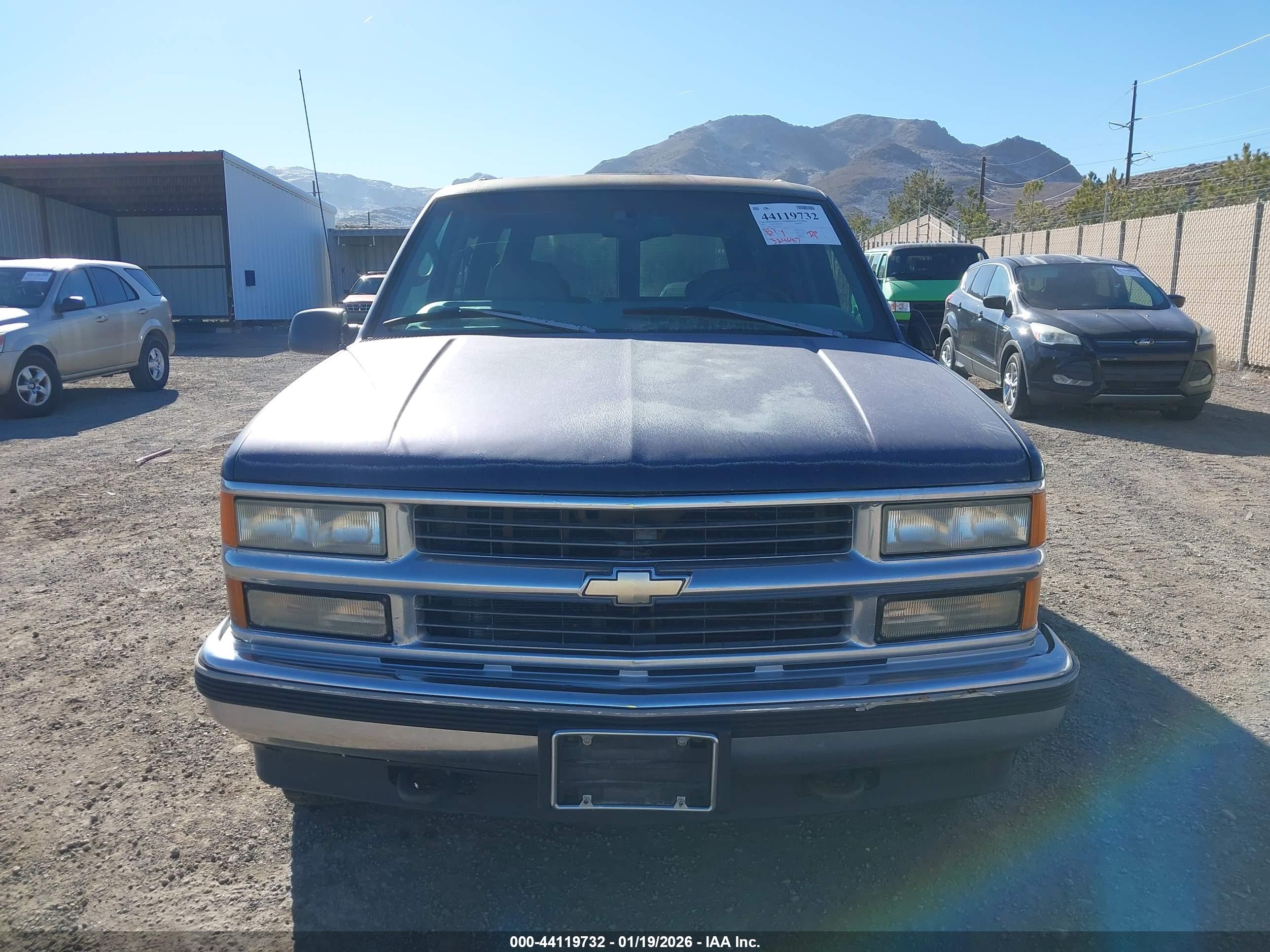 CHEVROLET TAHOE image 6