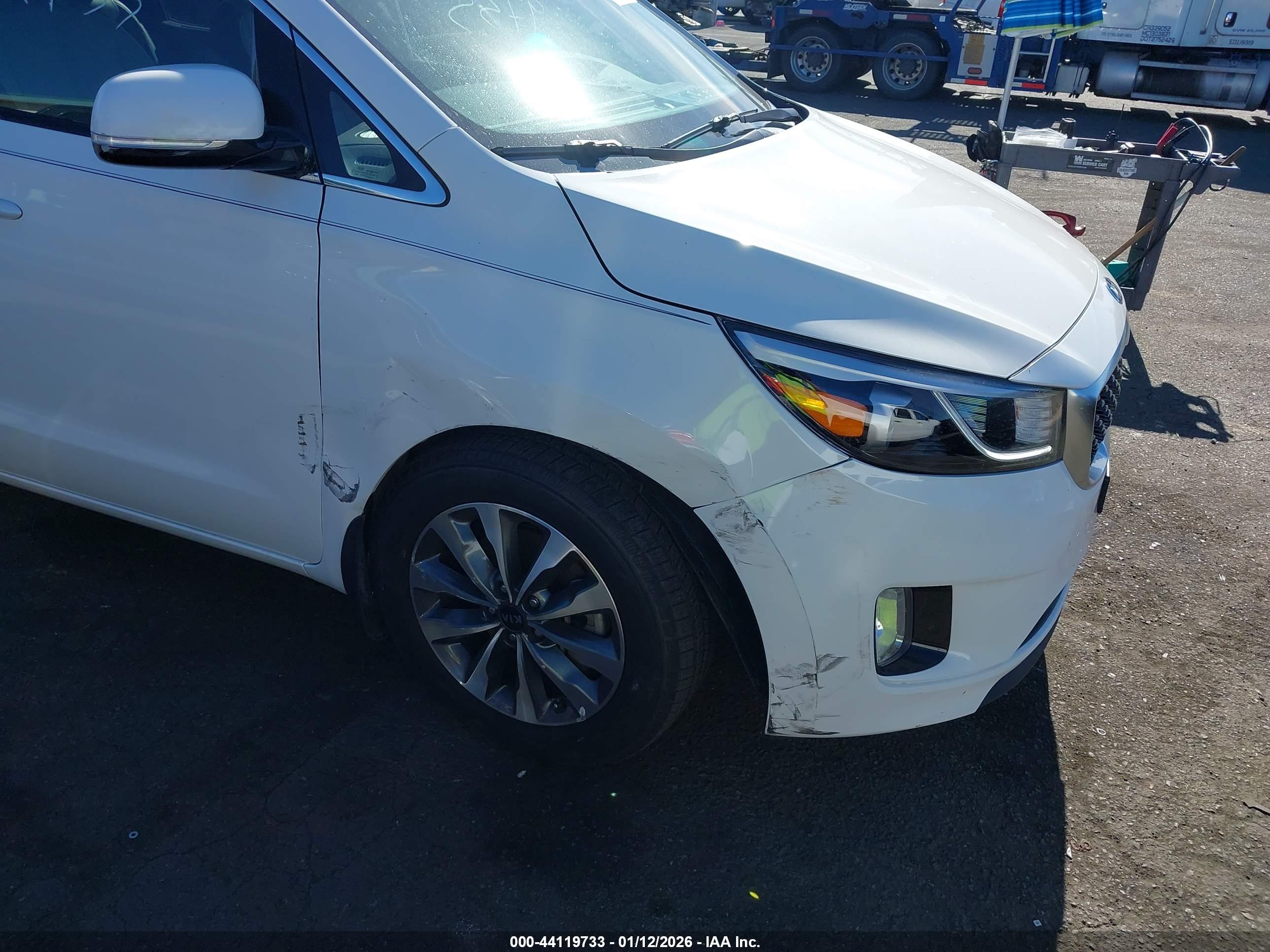 KIA SEDONA image 6