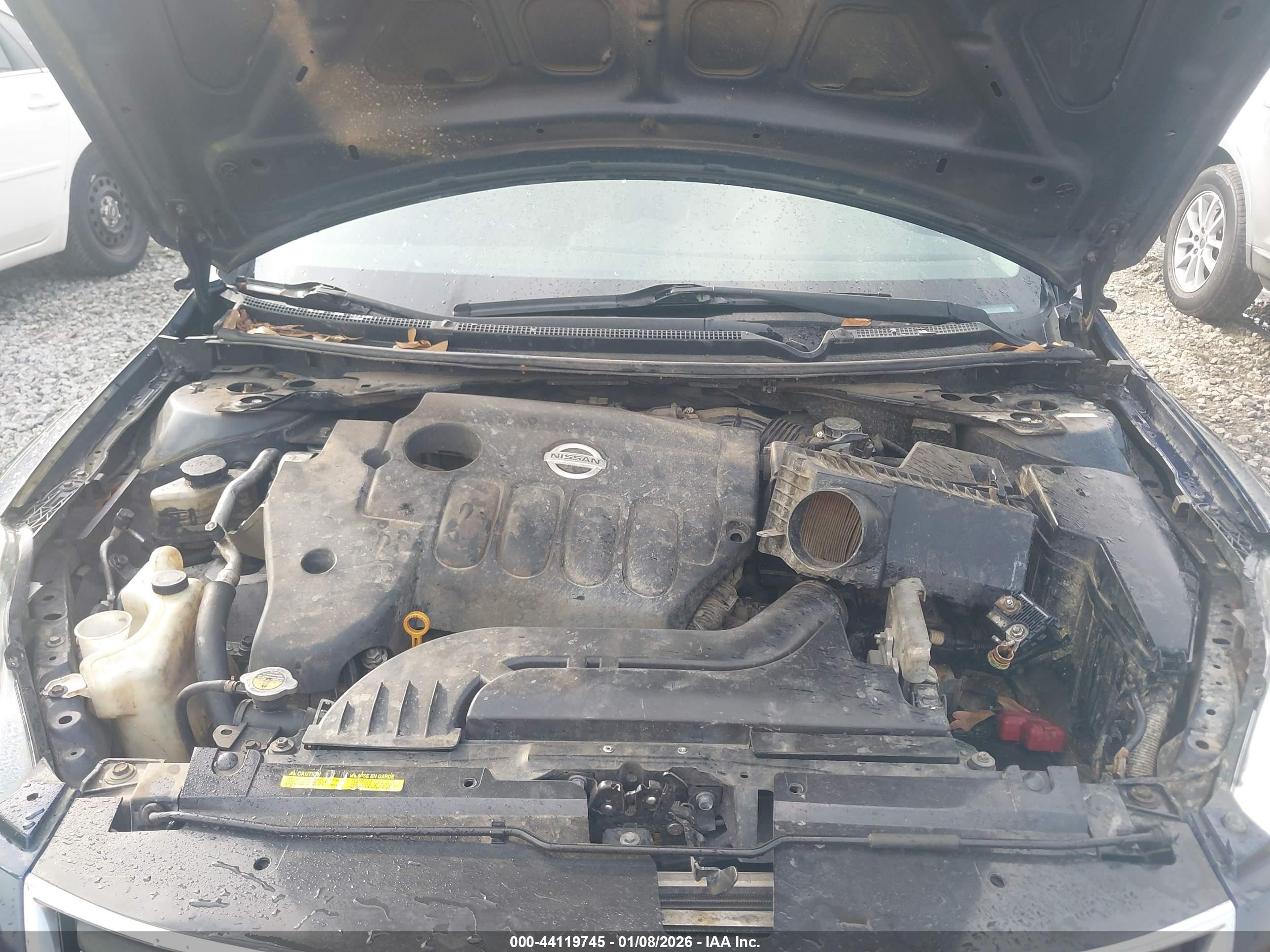 NISSAN ALTIMA image 10