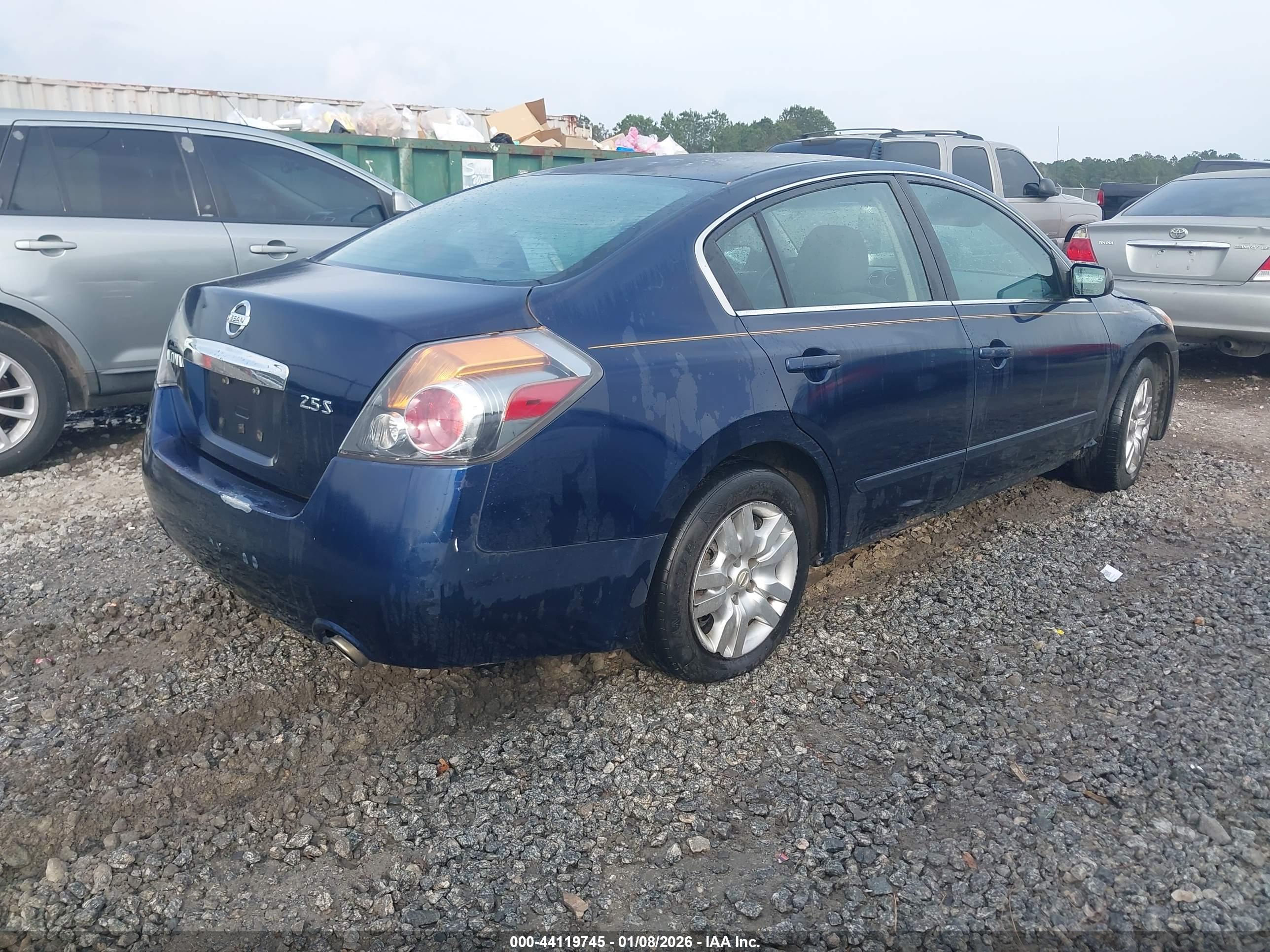 NISSAN ALTIMA image 4