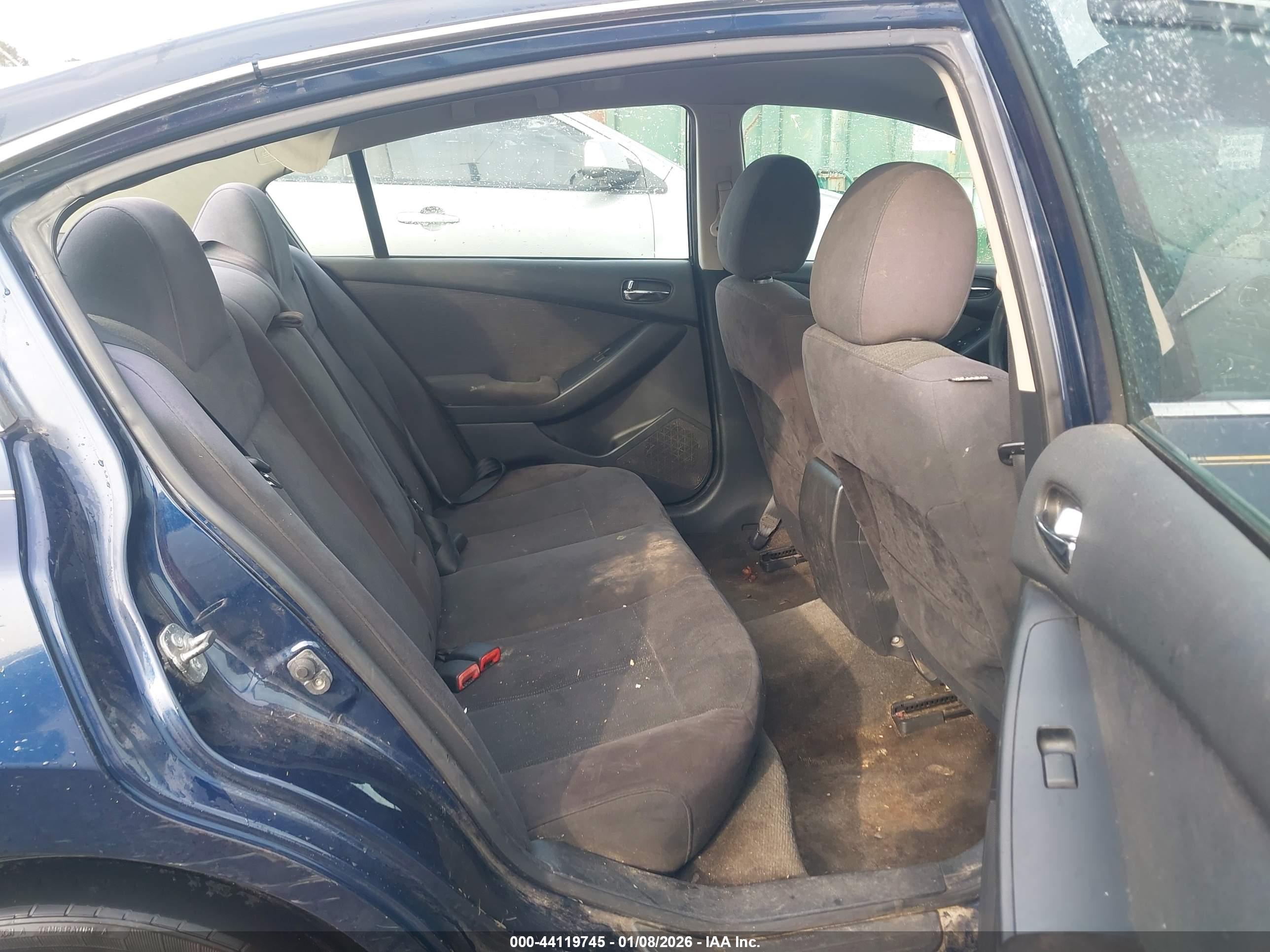 NISSAN ALTIMA image 8