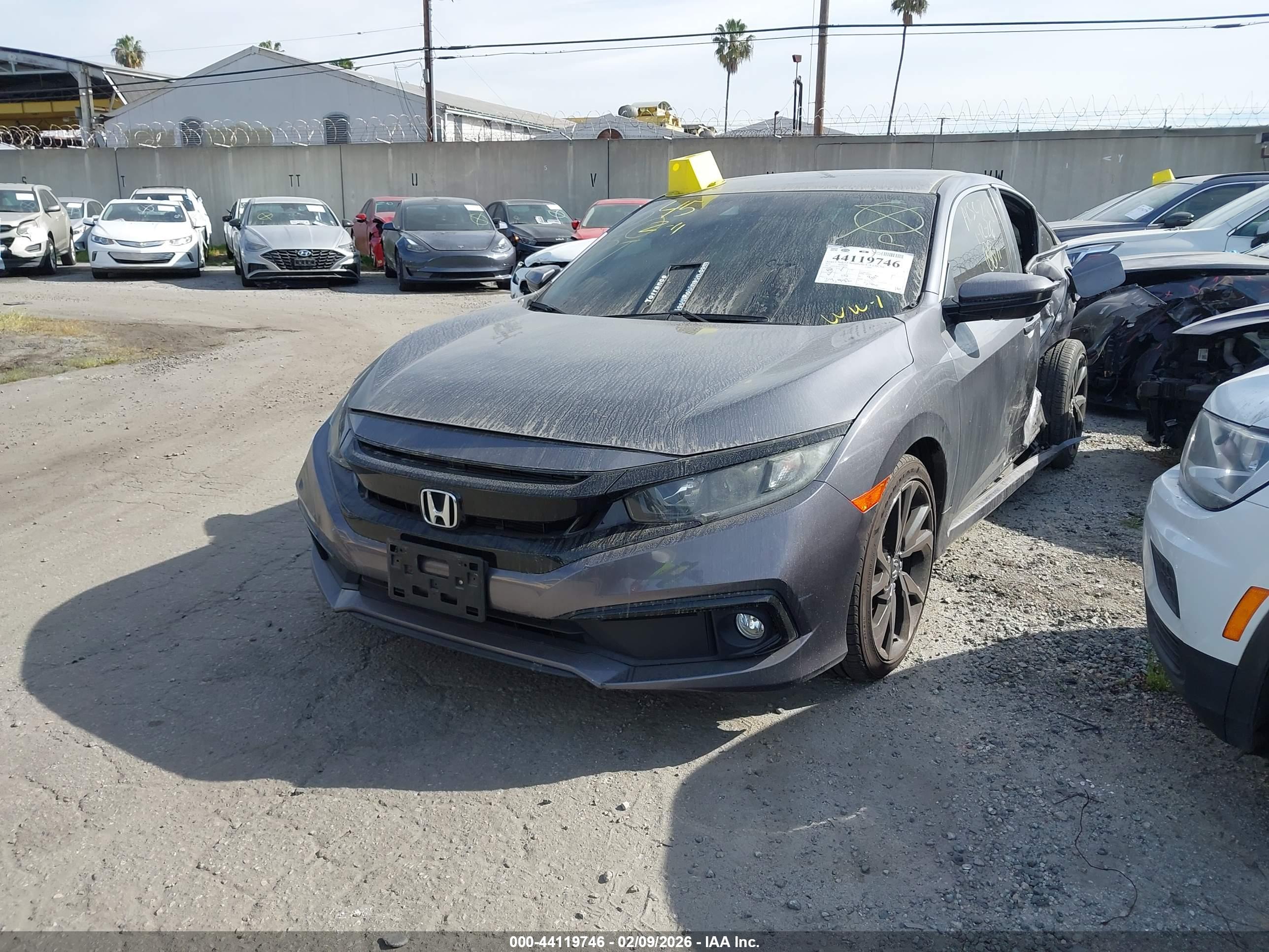 HONDA CIVIC image 2