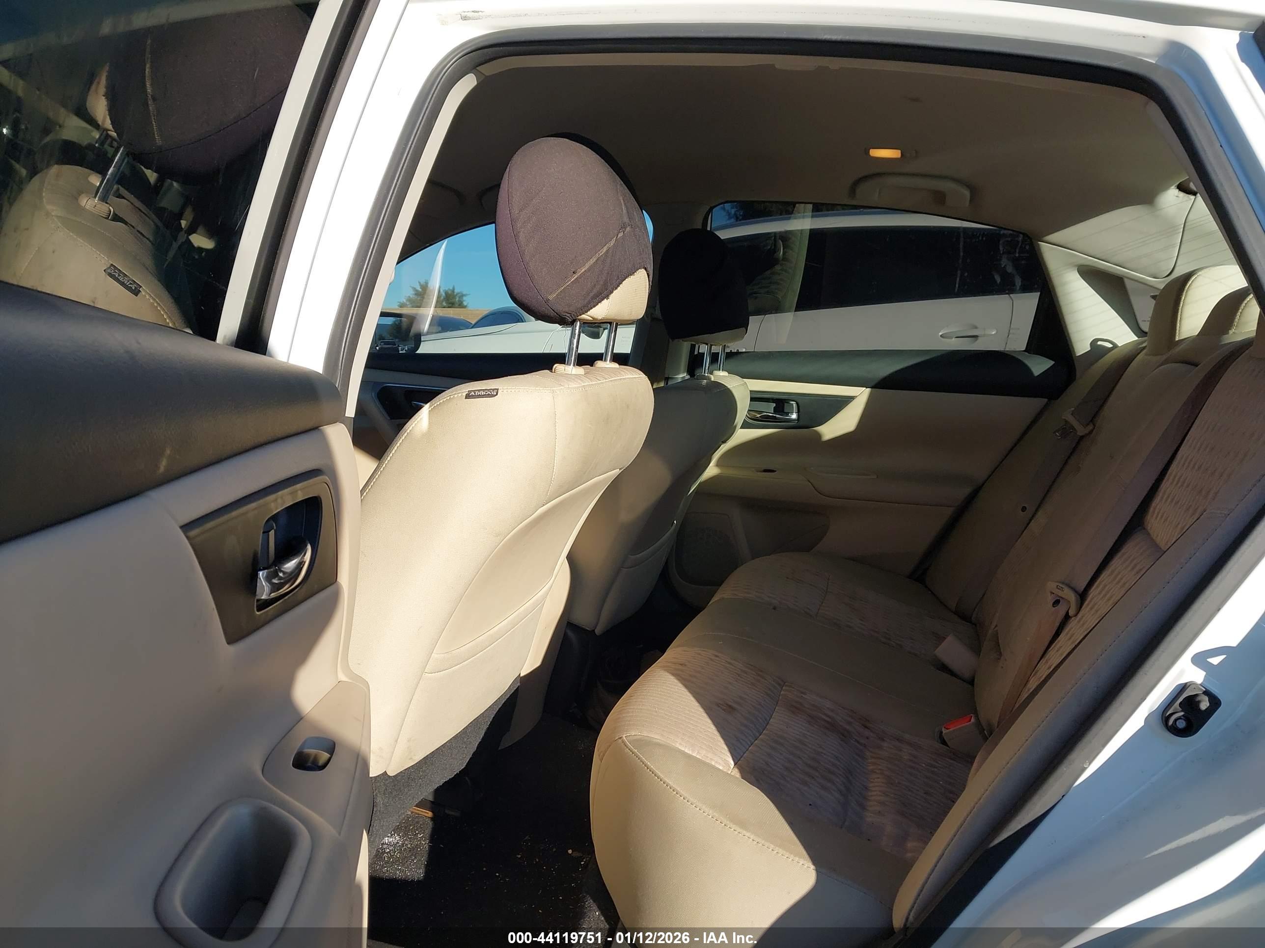 NISSAN ALTIMA image 8