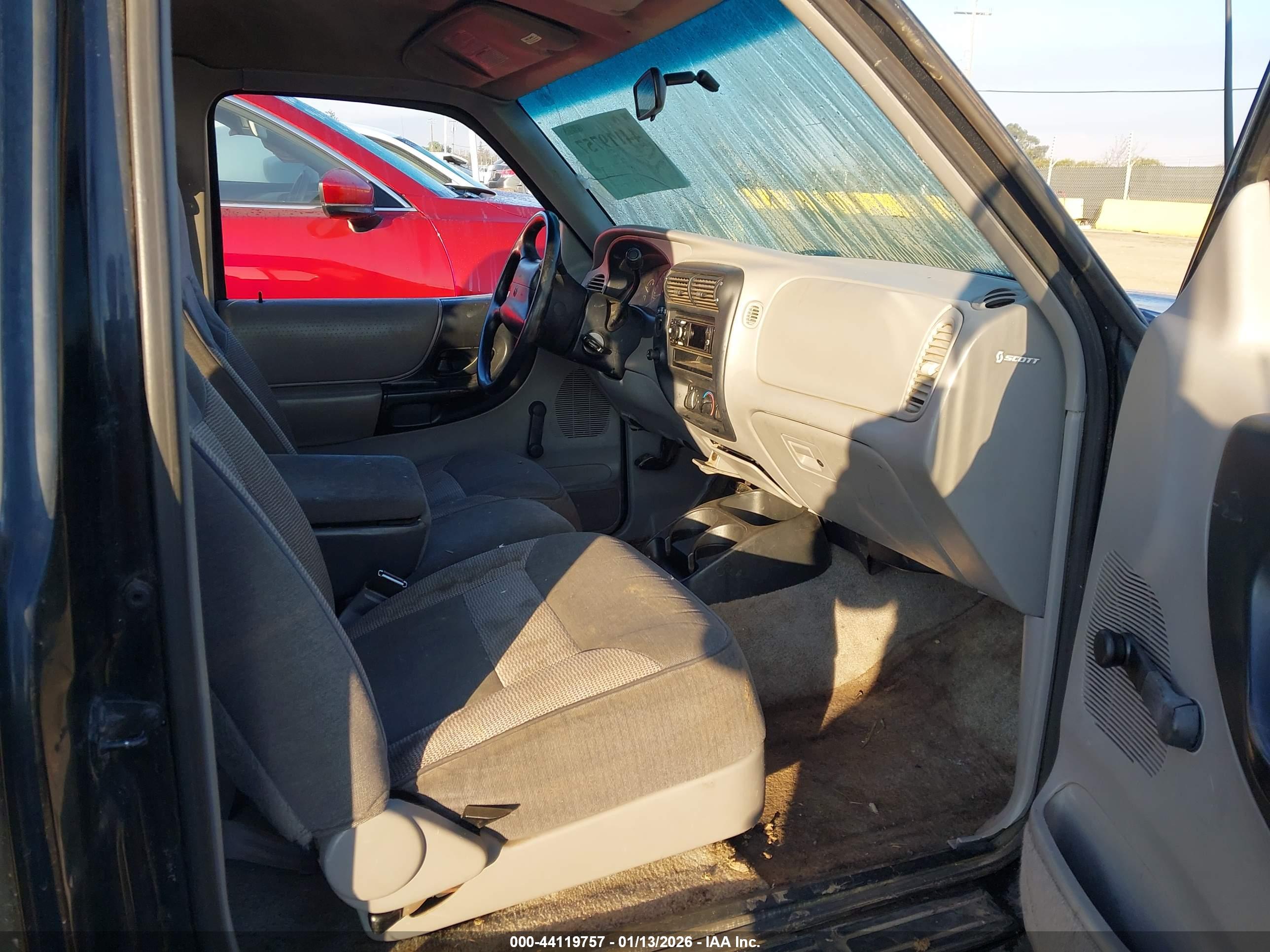 MAZDA B4000 image 5