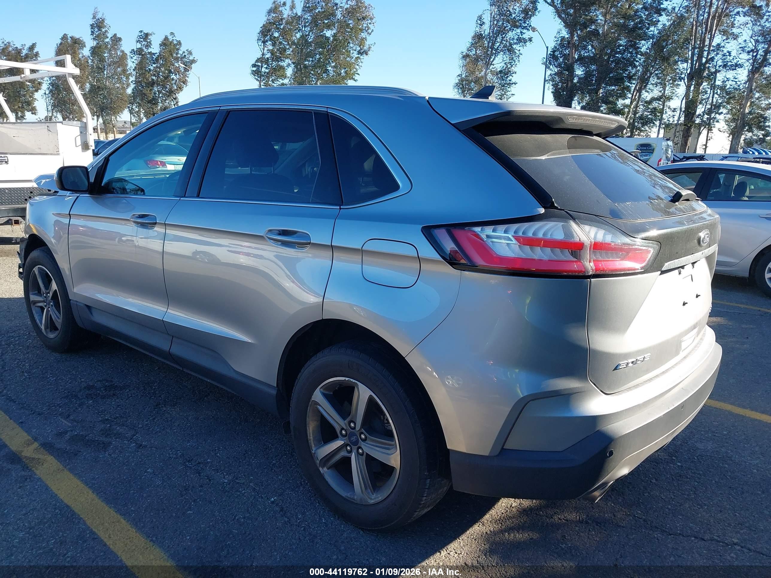 FORD EDGE image 3