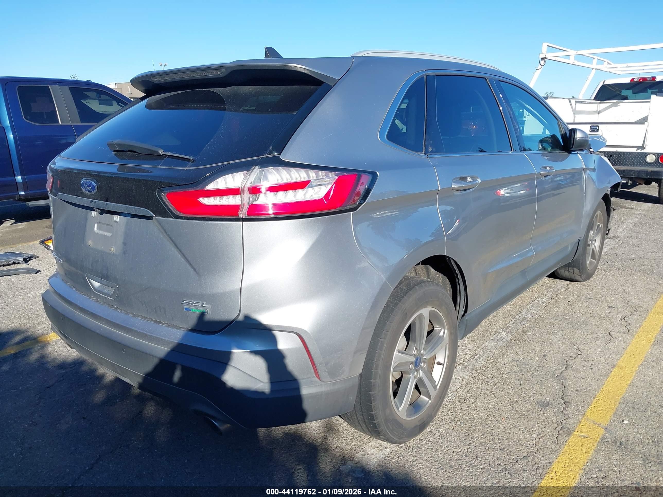 FORD EDGE image 4