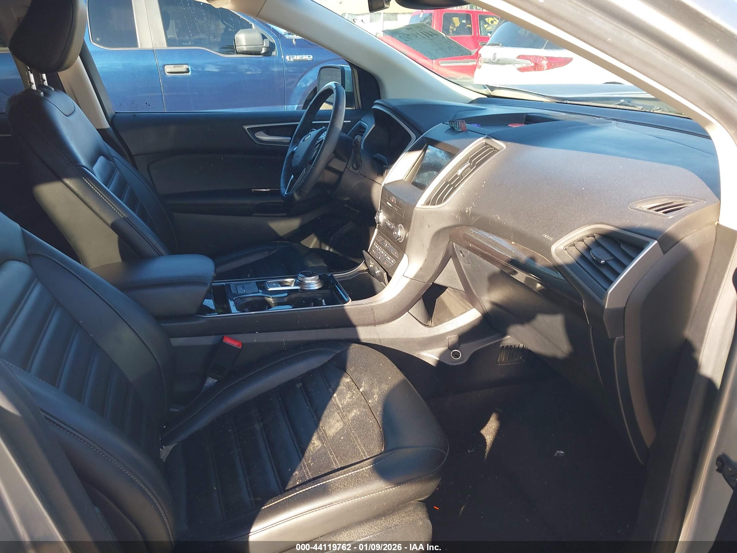 FORD EDGE image 5