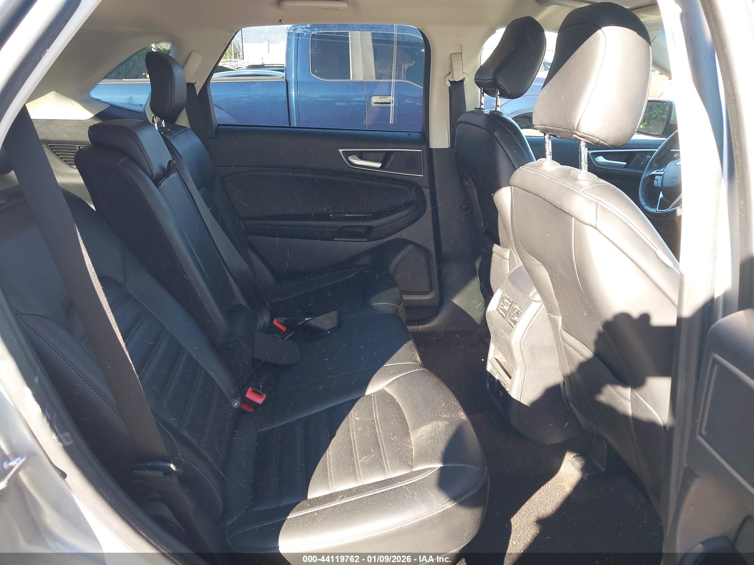 FORD EDGE image 8